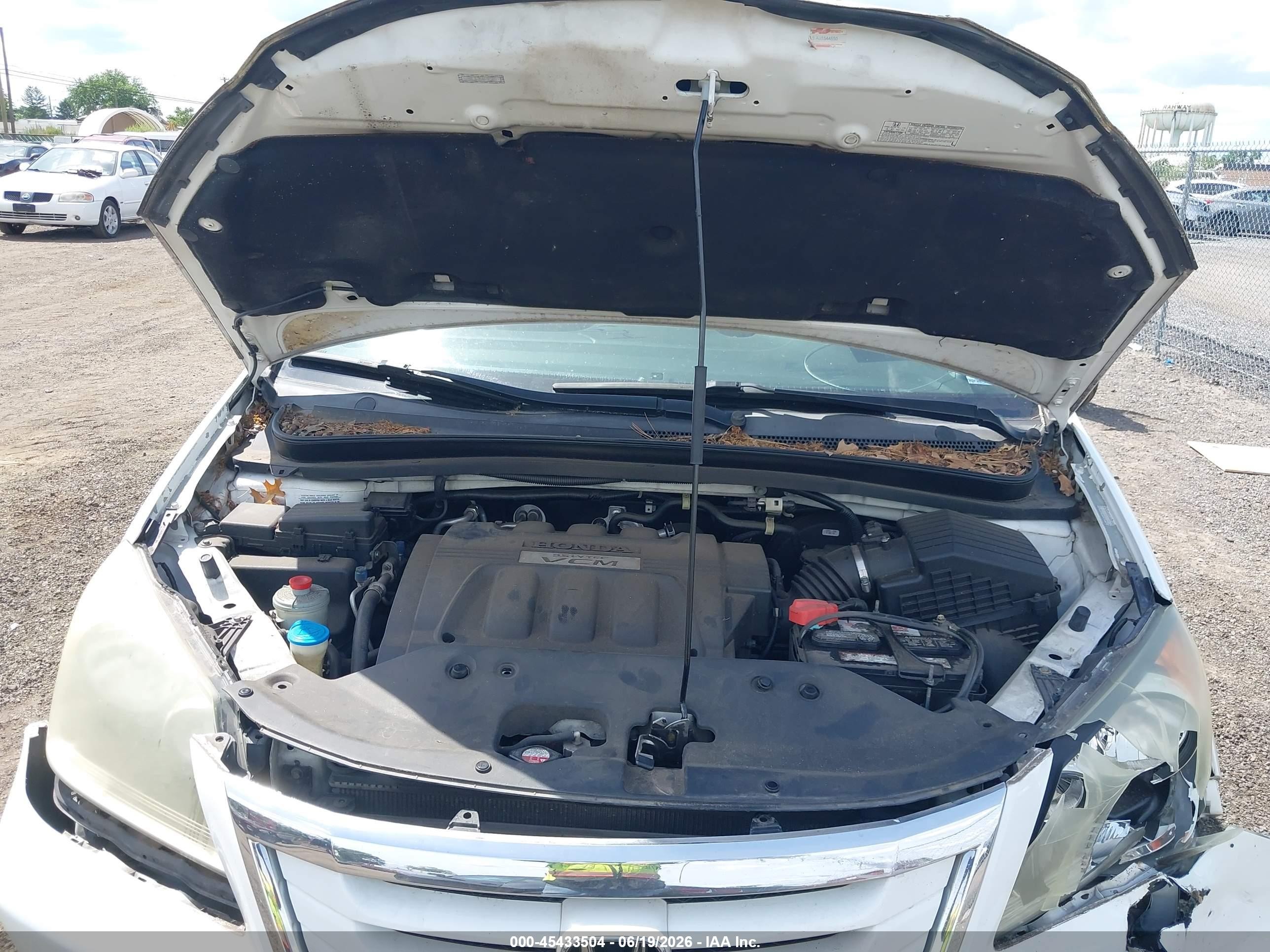 2010 Honda Odyssey Ex-l White vin: 5FNRL3H7XAB097633