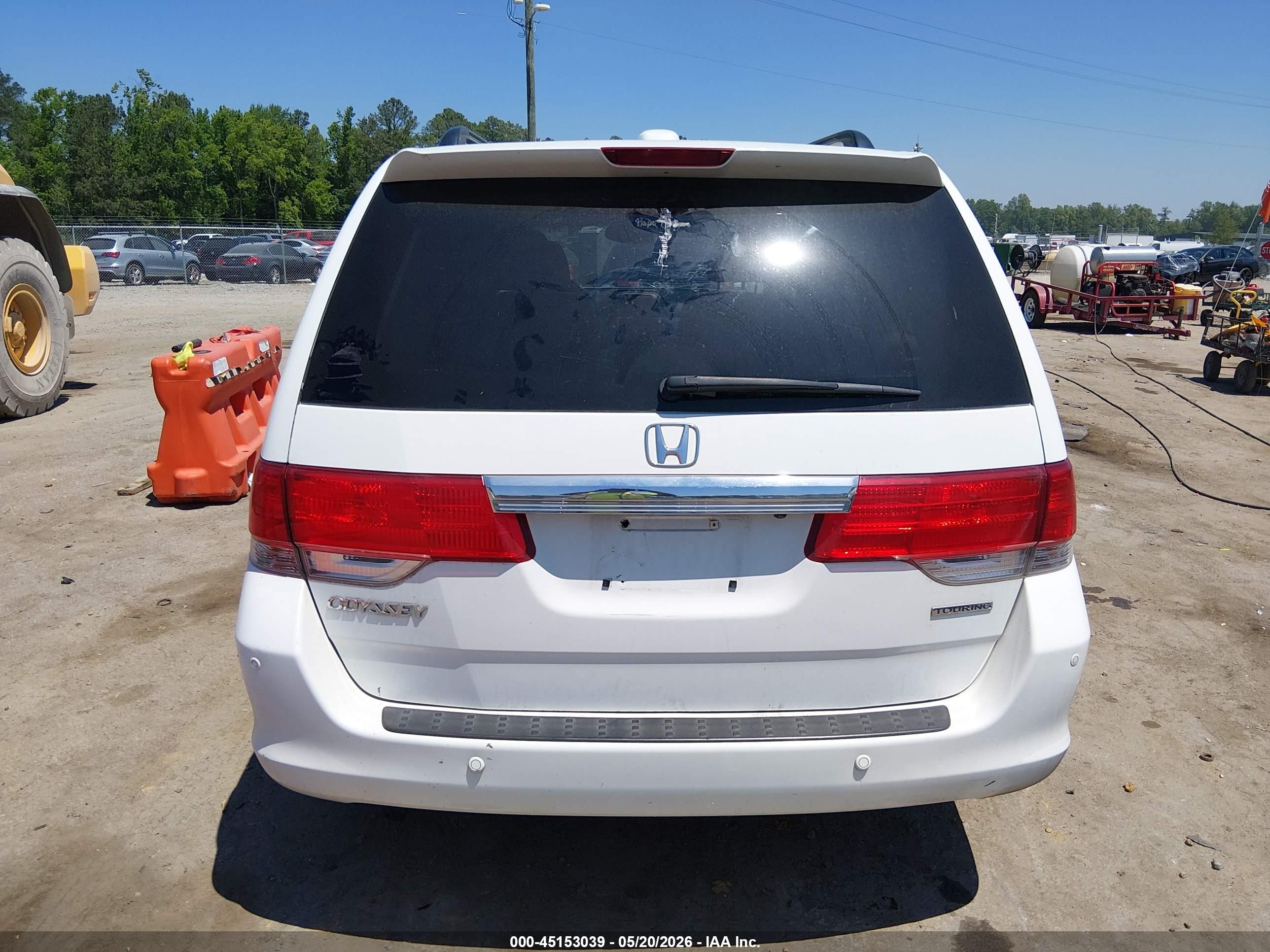 2010 Honda Odyssey Touring White vin: 5FNRL3H90AB037250