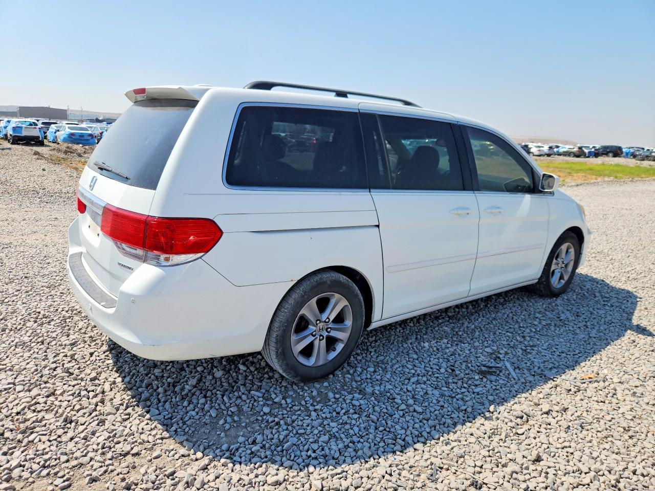 2010 Honda Odyssey Touring White vin: 5FNRL3H90AB047342