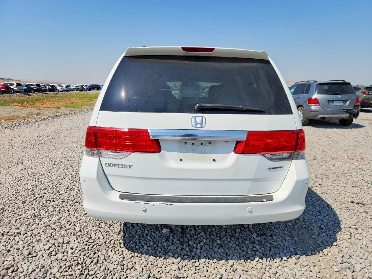 2010 Honda Odyssey Touring White vin: 5FNRL3H90AB047342