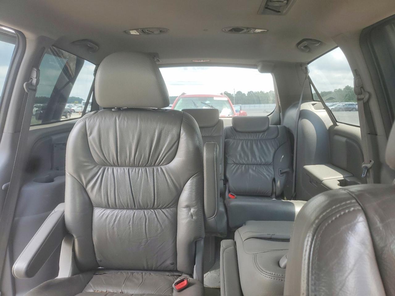2010 Honda Odyssey Touring Silver vin: 5FNRL3H90AB097027