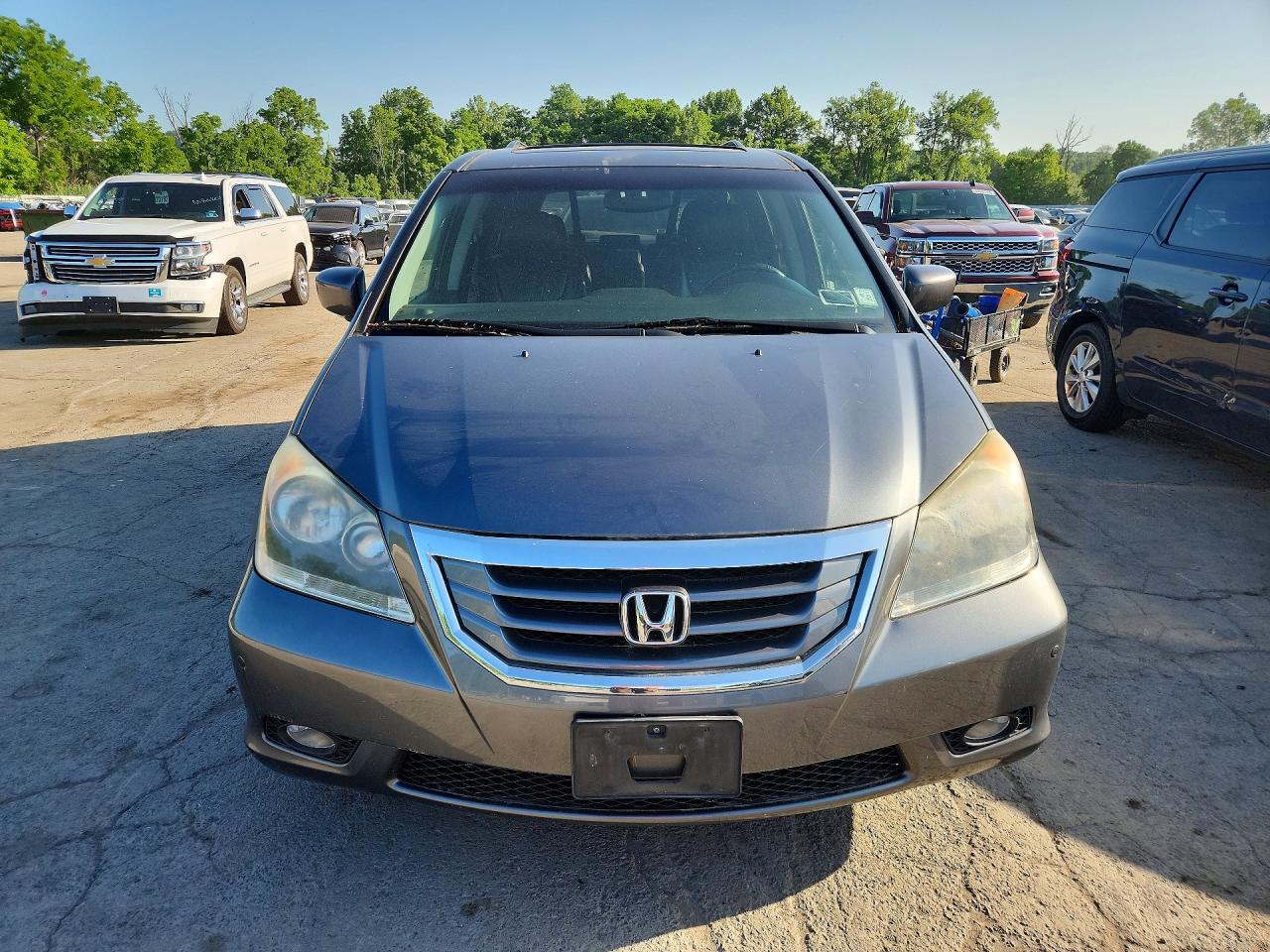 2010 Honda Odyssey Touring Gray vin: 5FNRL3H91AB083962