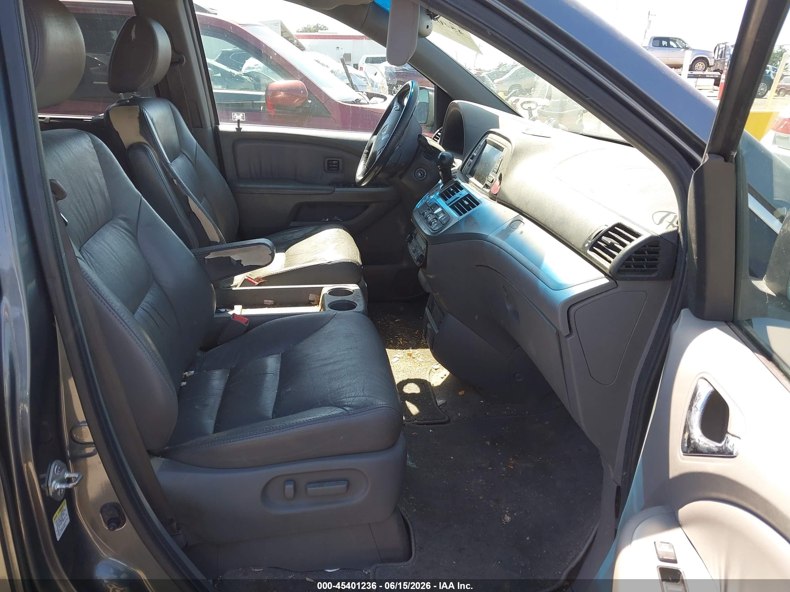 2010 Honda Odyssey Touring Gray vin: 5FNRL3H92AB063946