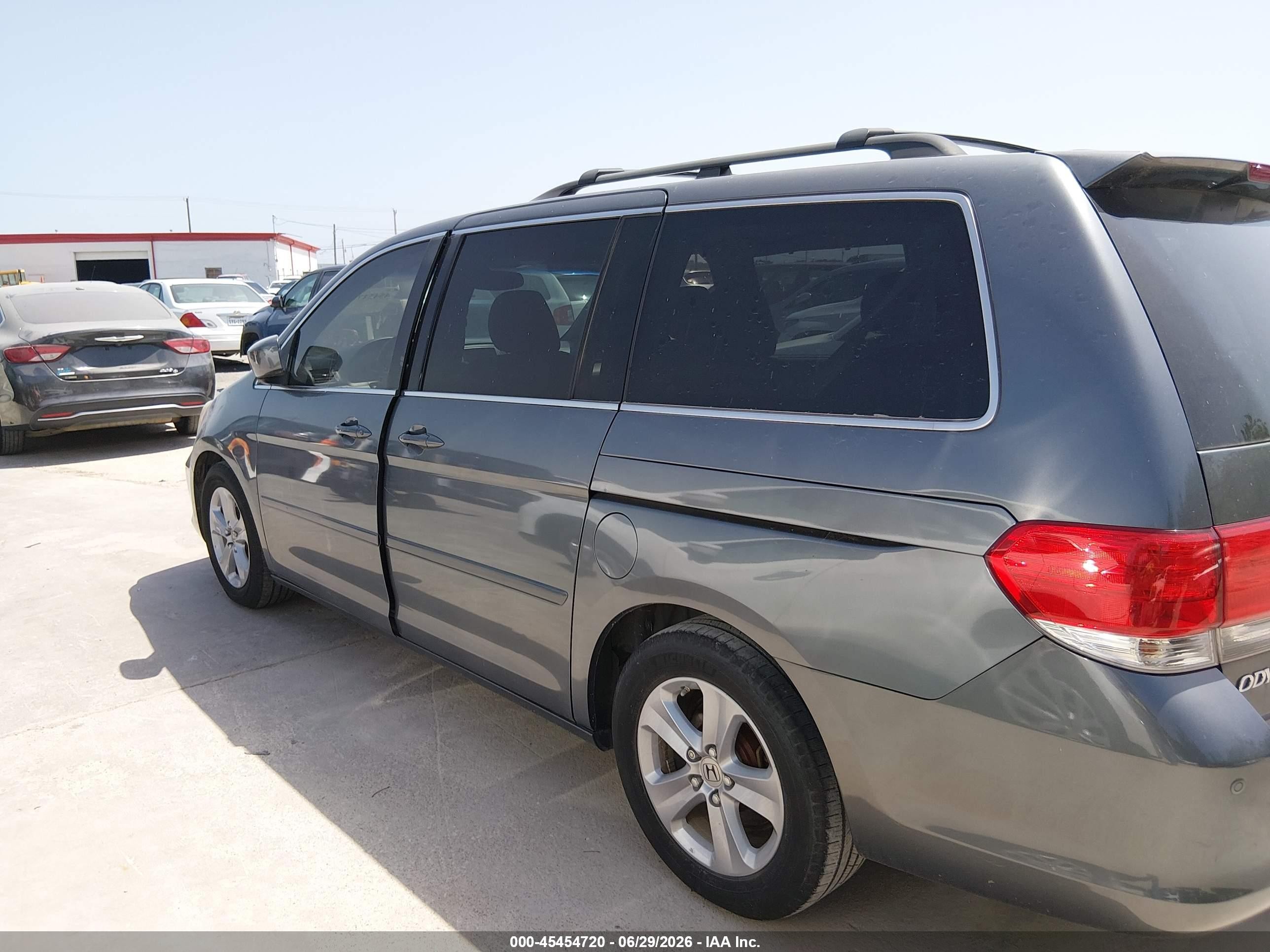 2010 Honda Odyssey Touring Blue vin: 5FNRL3H93AB018899
