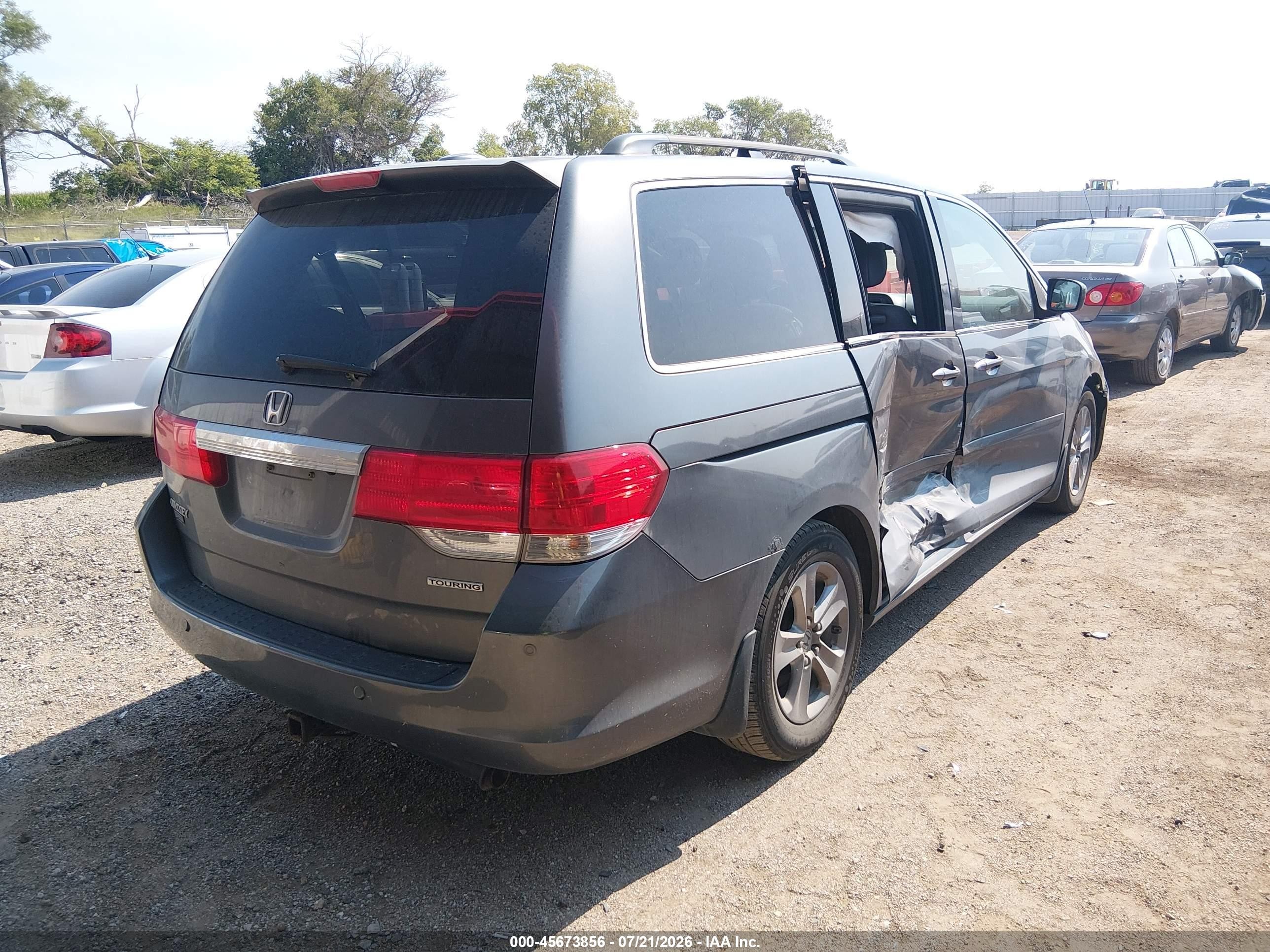 2010 Honda Odyssey Touring Gray vin: 5FNRL3H93AB080142