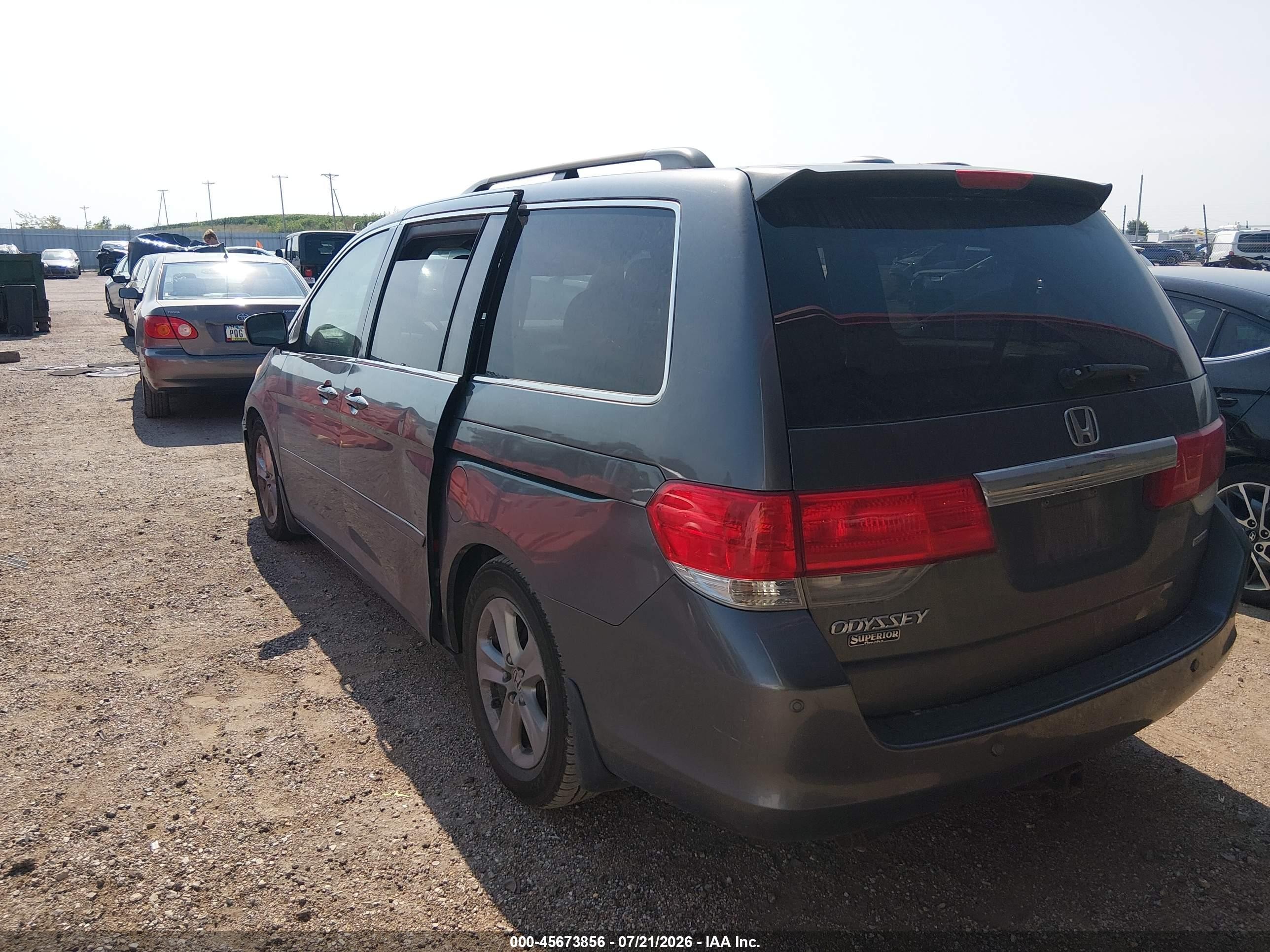 2010 Honda Odyssey Touring Gray vin: 5FNRL3H93AB080142