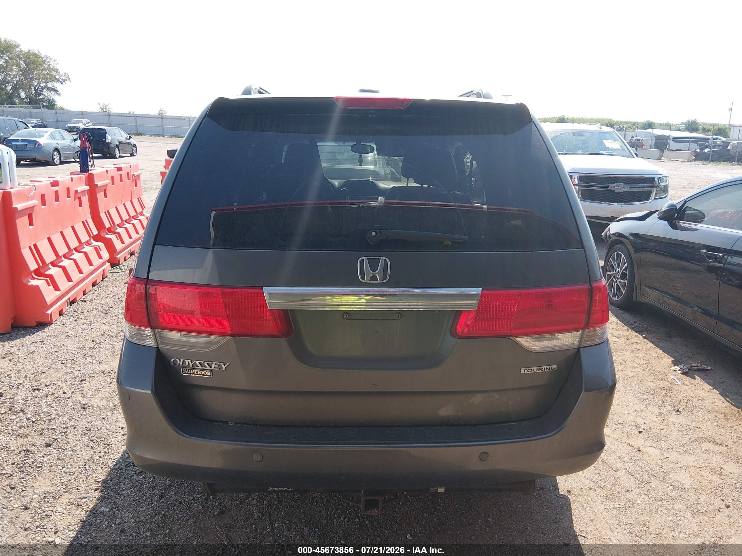 2010 Honda Odyssey Touring Gray vin: 5FNRL3H93AB080142