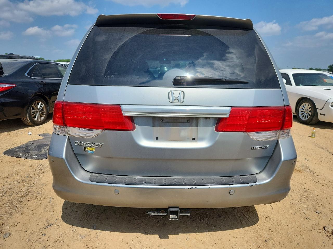 2010 Honda Odyssey Touring Серебряный vin: 5FNRL3H94AB032570