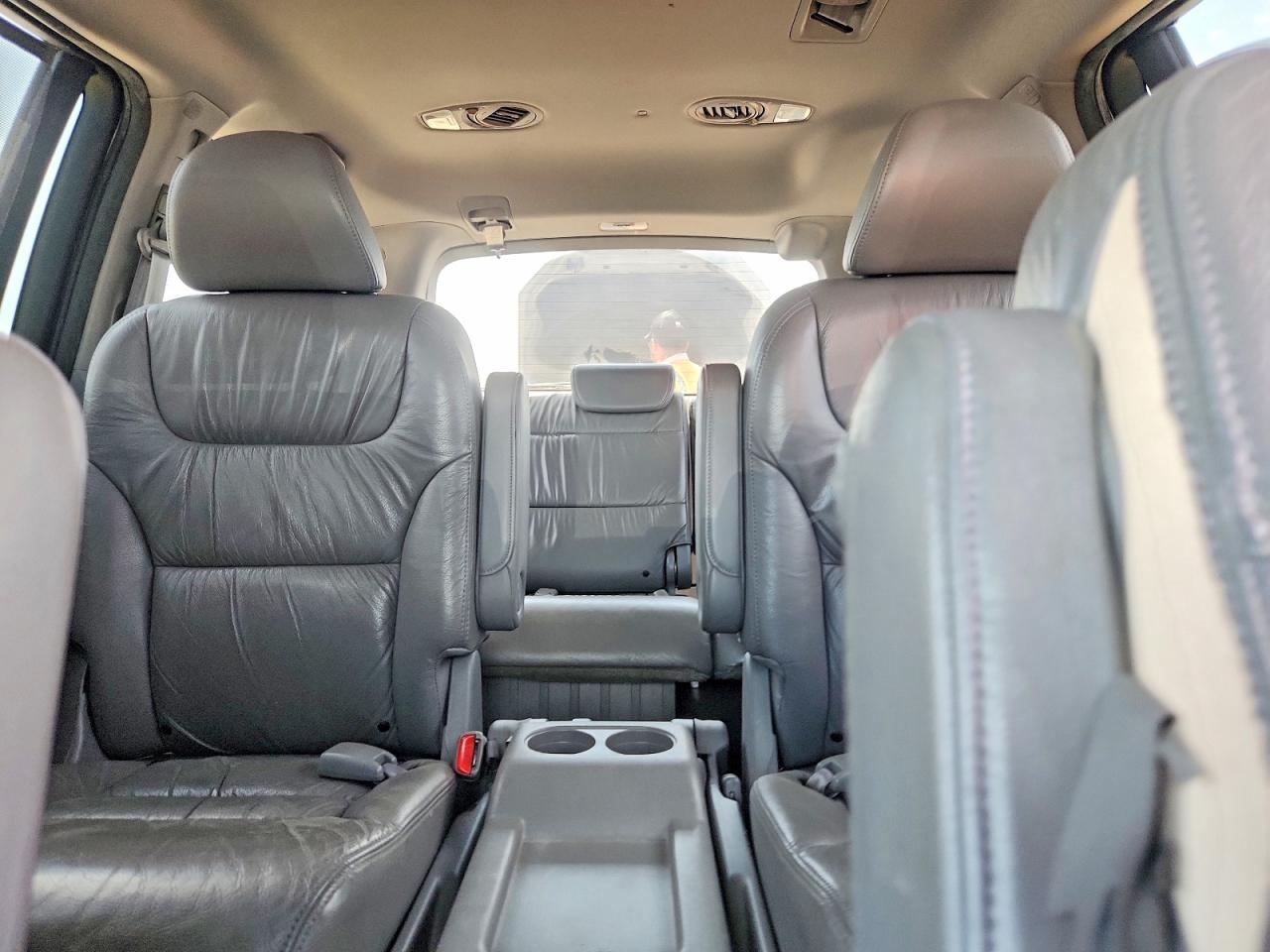 2010 Honda Odyssey Touring Серебряный vin: 5FNRL3H94AB032570