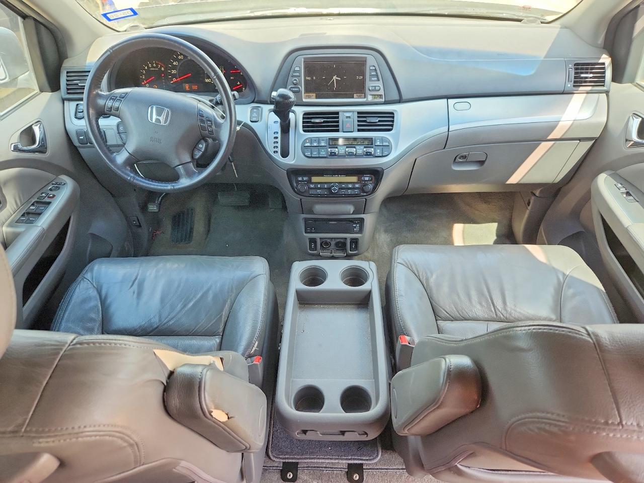 2010 Honda Odyssey Touring Серебряный vin: 5FNRL3H94AB032570