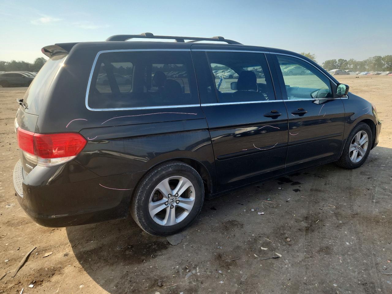 2010 Honda Odyssey Touring Black vin: 5FNRL3H94AB091120
