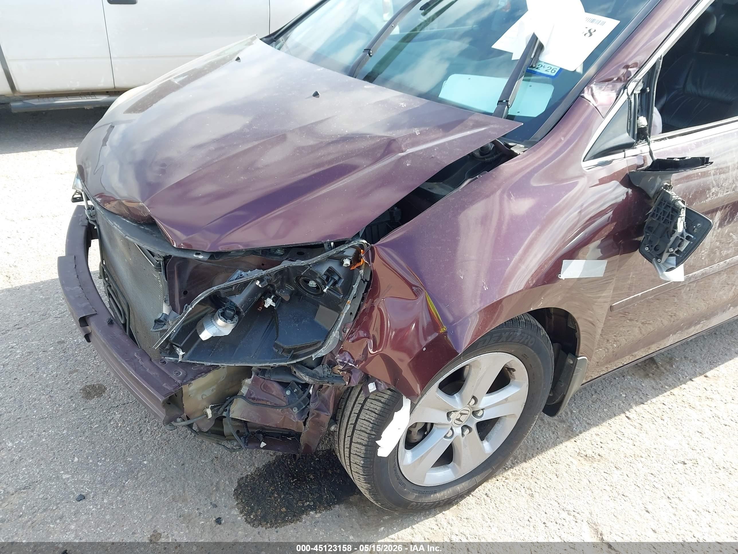 2010 Honda Odyssey Touring Maroon vin: 5FNRL3H94AB108224