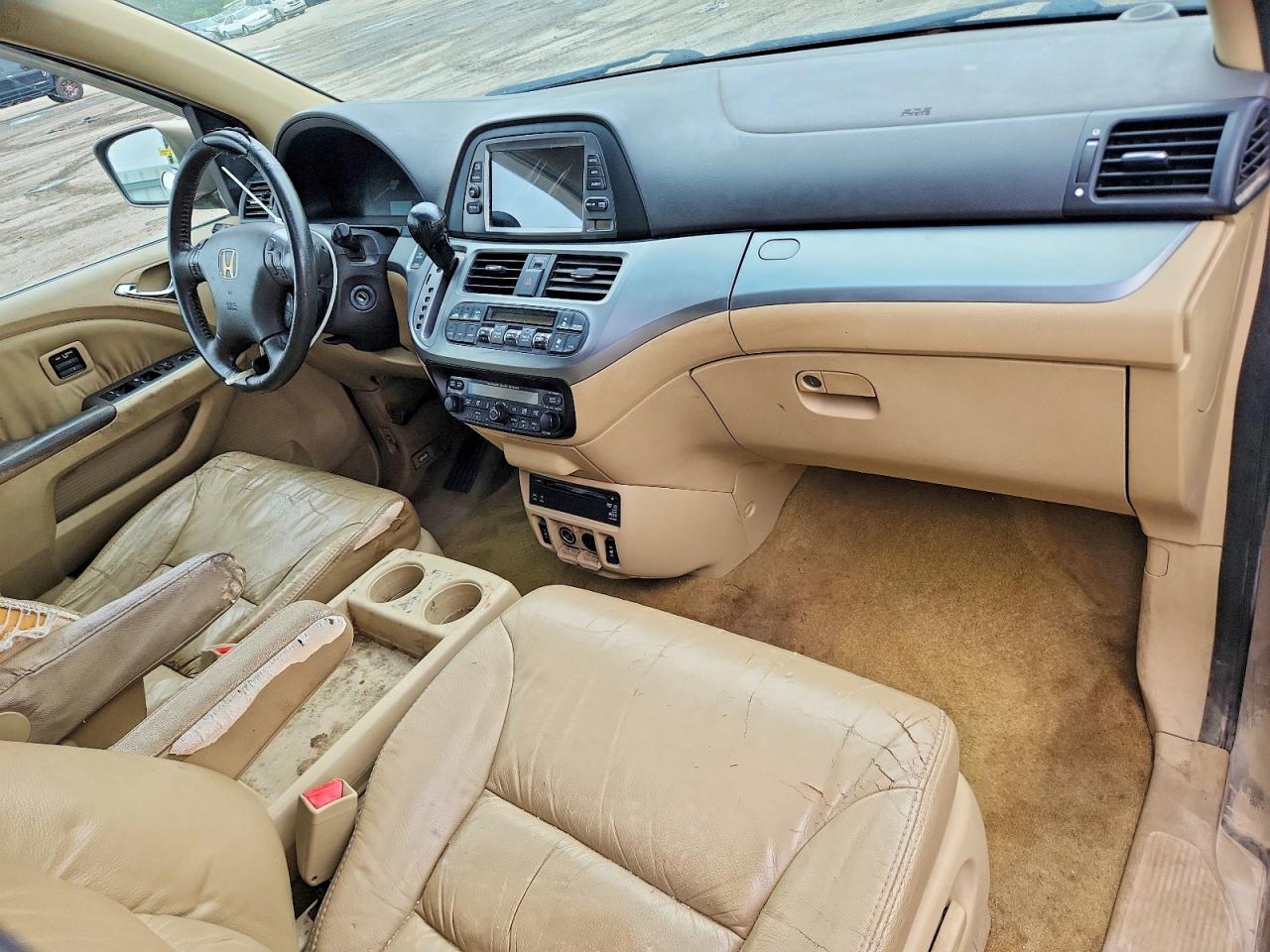2010 Honda Odyssey Touring Beige vin: 5FNRL3H95AB004924