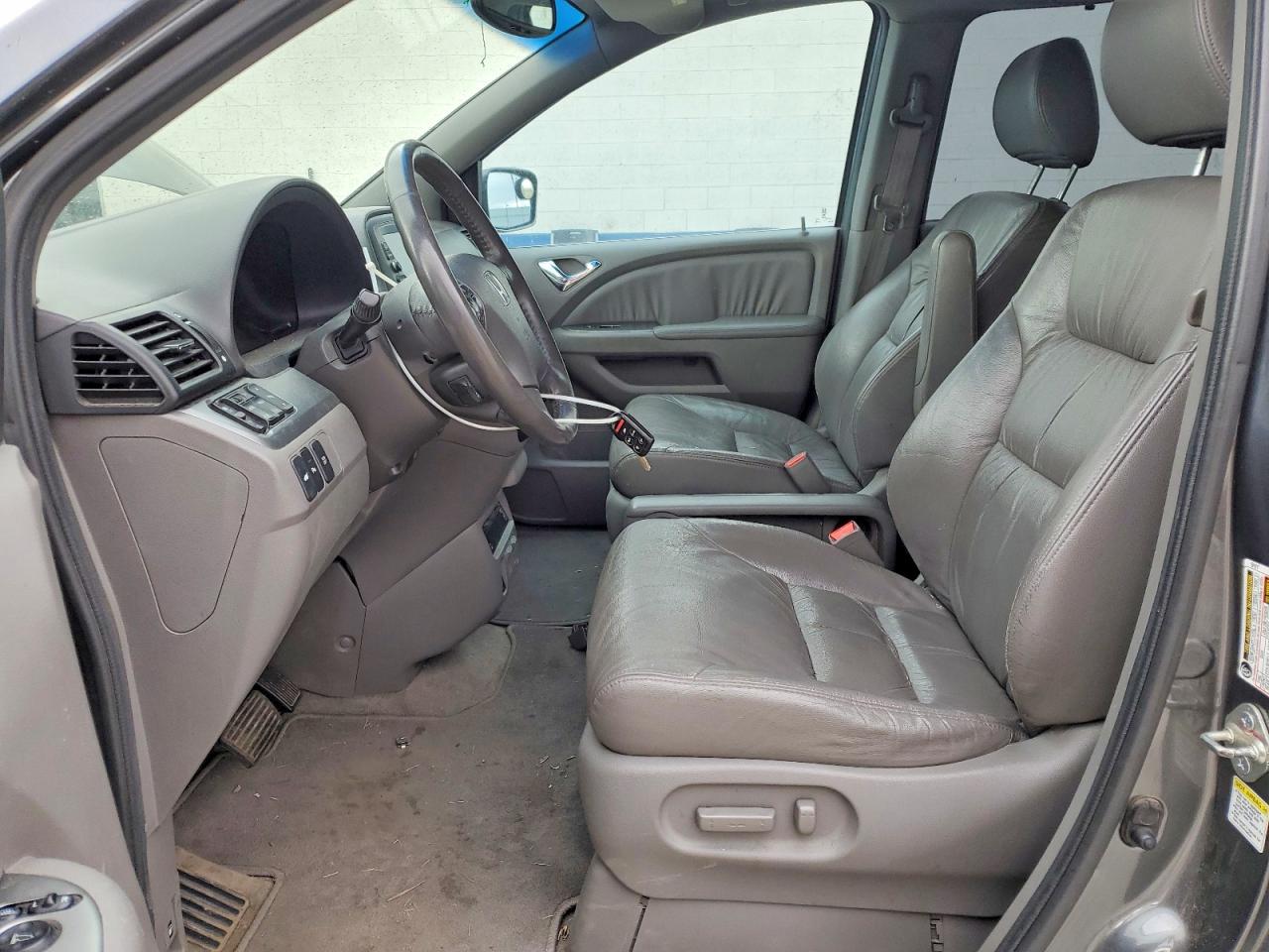 2010 Honda Odyssey Touring Серебряный vin: 5FNRL3H95AB018905