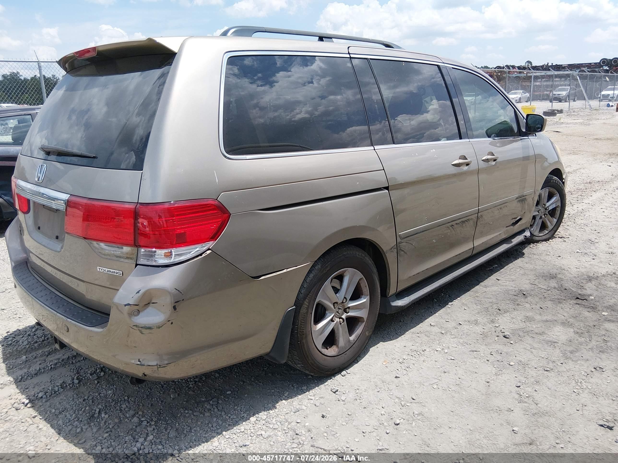 2010 Honda Odyssey Touring Gold vin: 5FNRL3H95AB051001