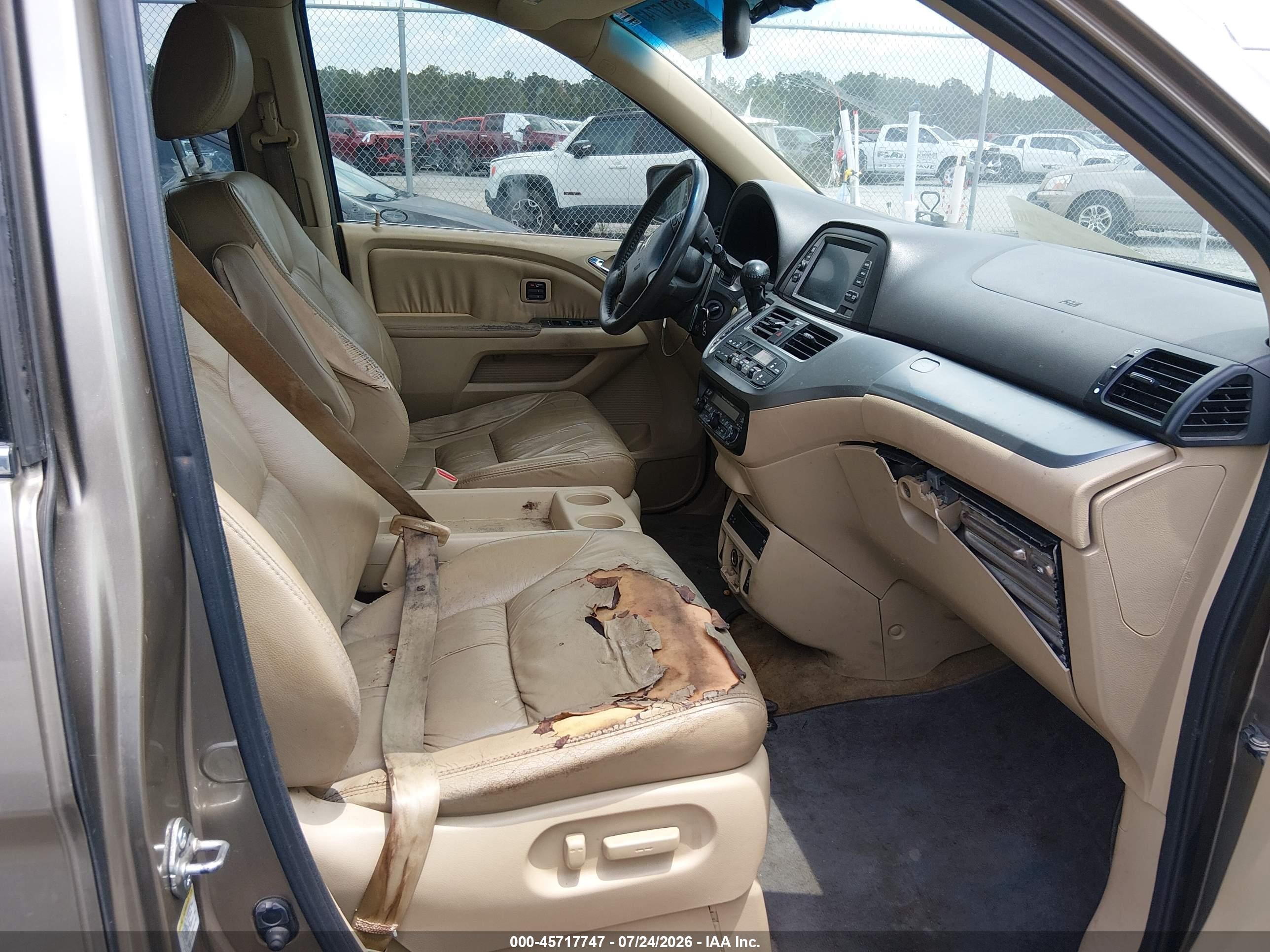 2010 Honda Odyssey Touring Gold vin: 5FNRL3H95AB051001