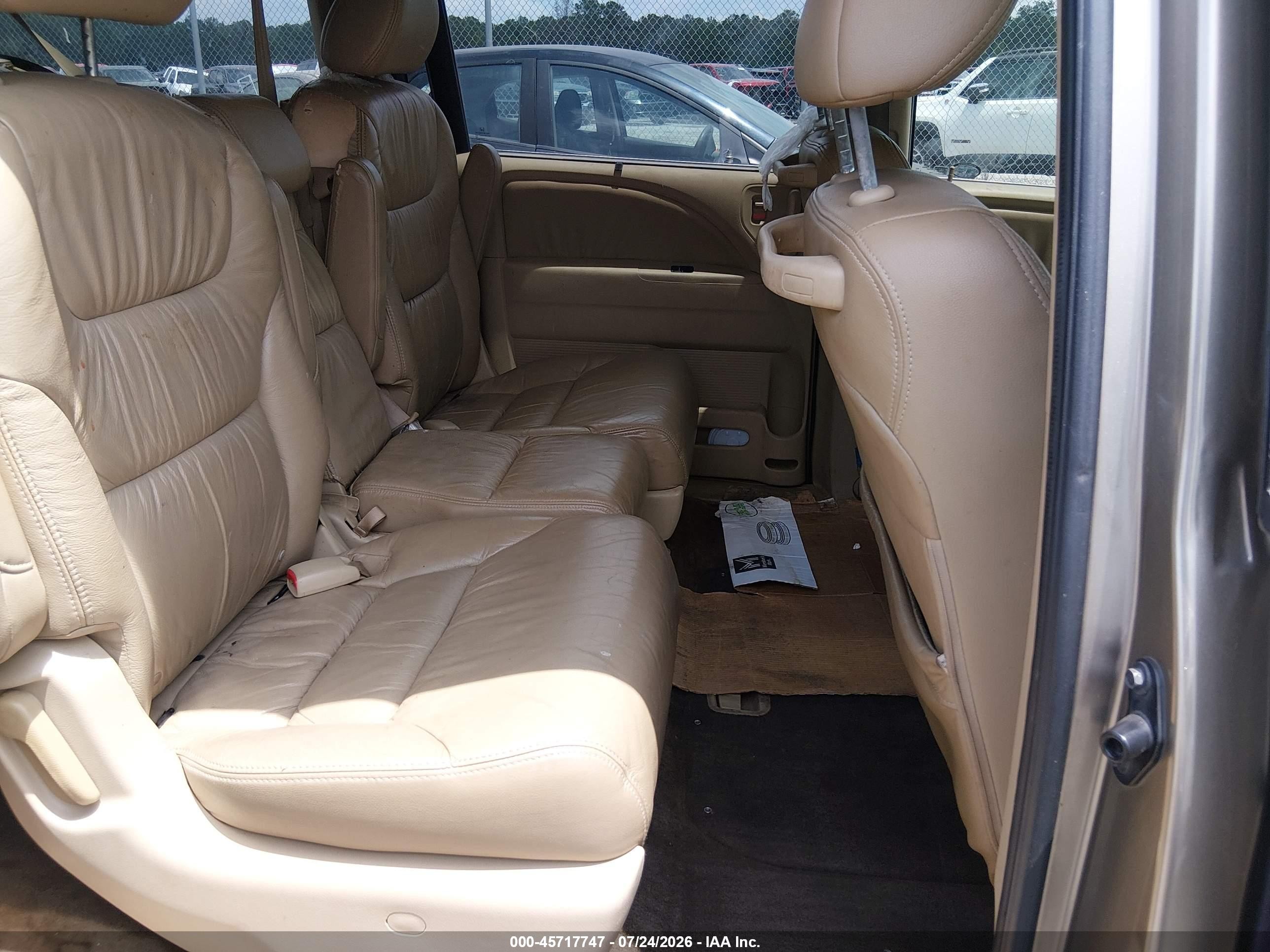 2010 Honda Odyssey Touring Gold vin: 5FNRL3H95AB051001