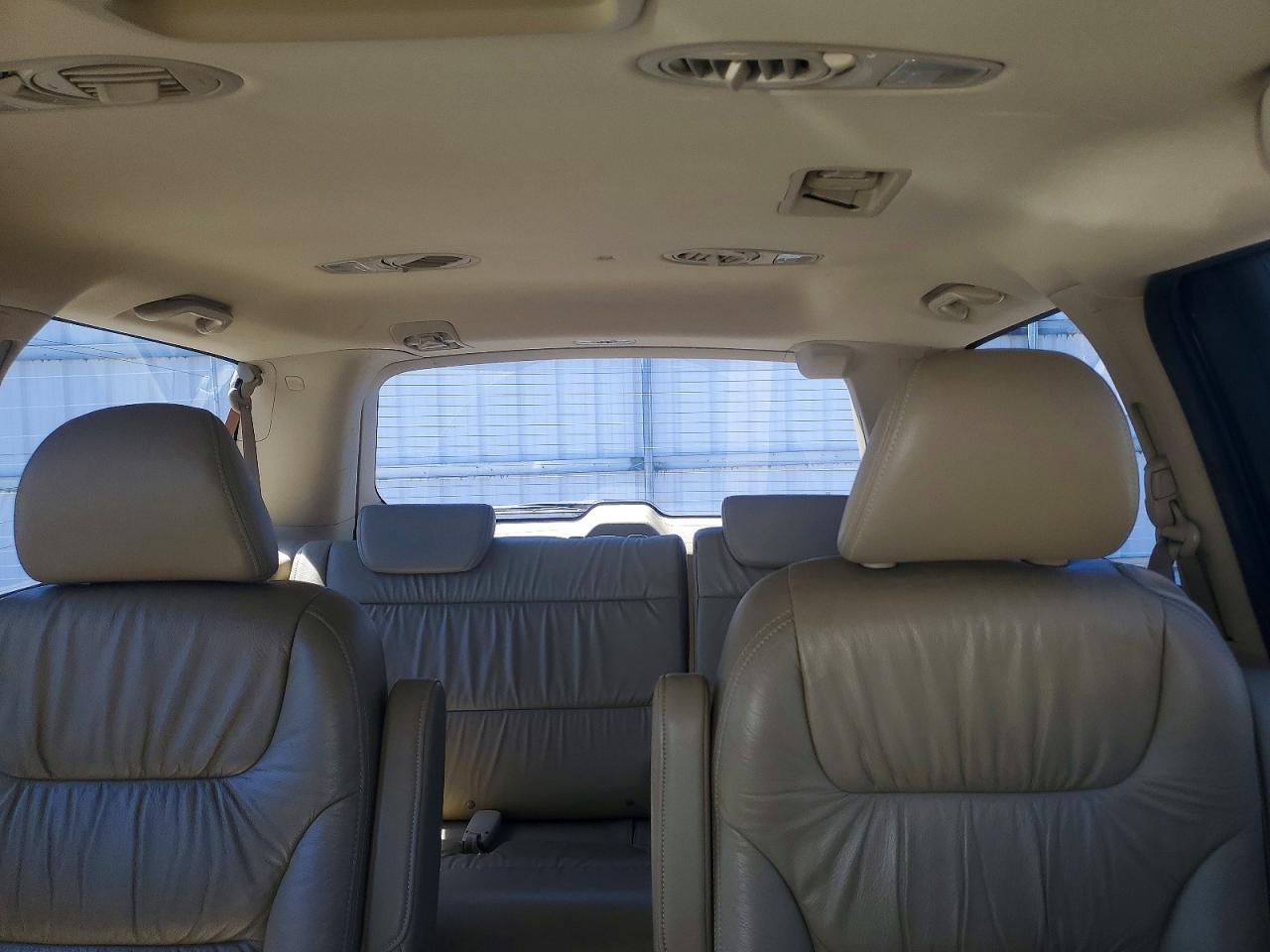 2010 Honda Odyssey Touring Желто-коричневый vin: 5FNRL3H96AB004902
