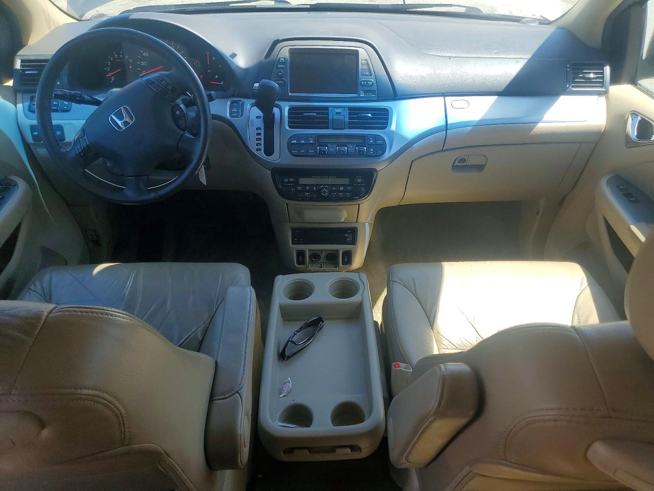 2010 Honda Odyssey Touring Желто-коричневый vin: 5FNRL3H96AB004902