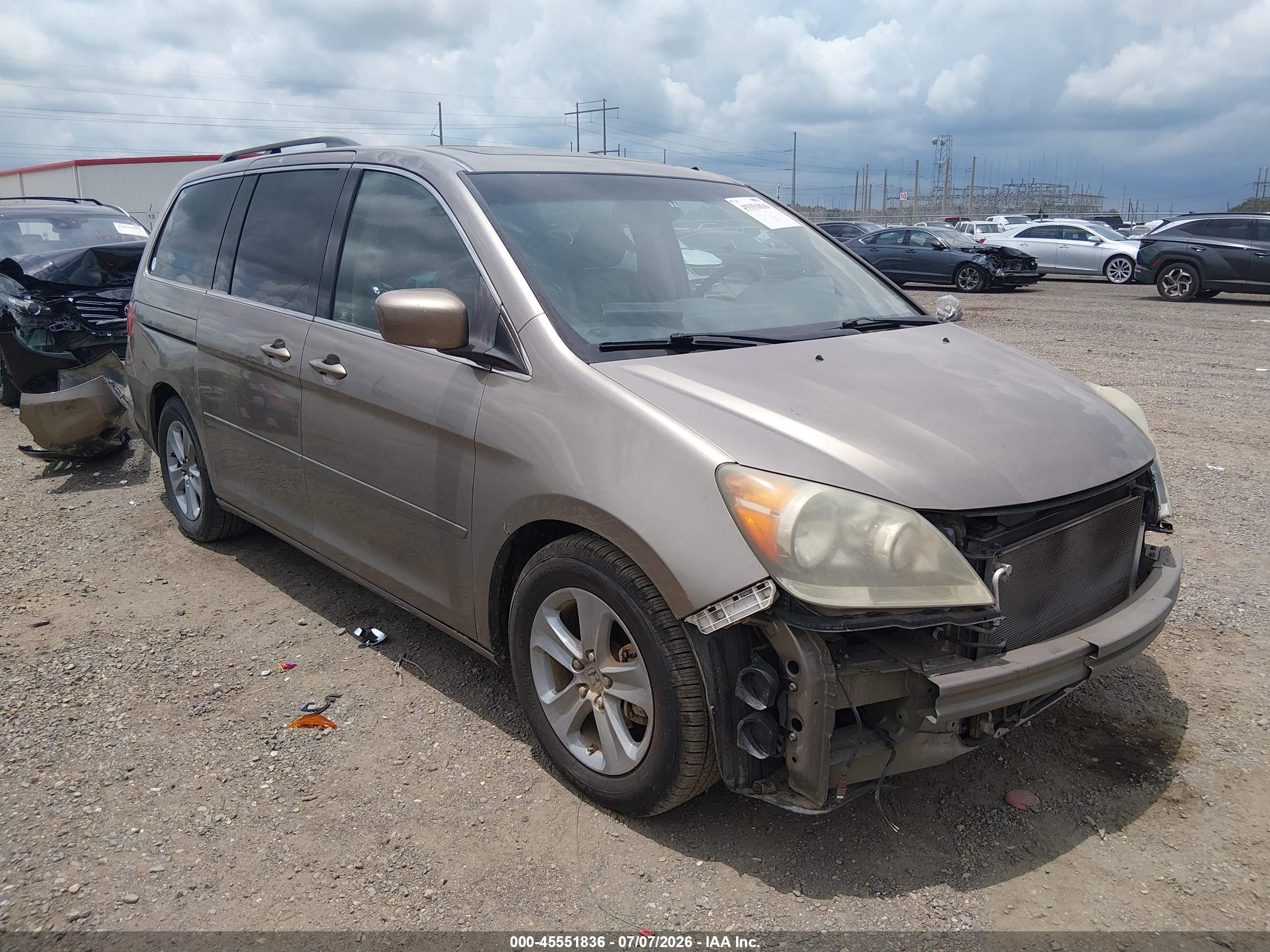 2010 Honda Odyssey Touring Gold vin: 5FNRL3H96AB033820