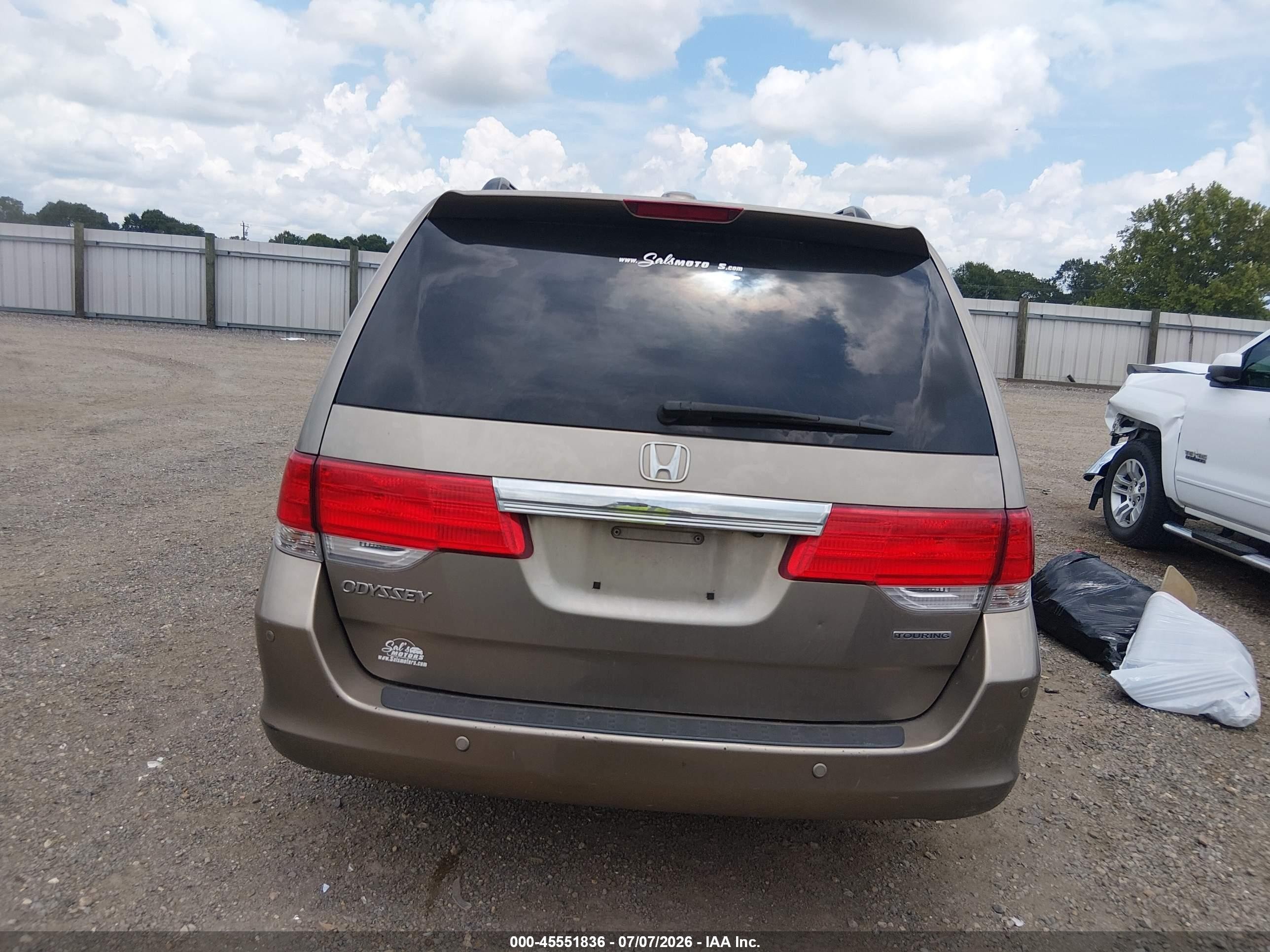 2010 Honda Odyssey Touring Gold vin: 5FNRL3H96AB033820