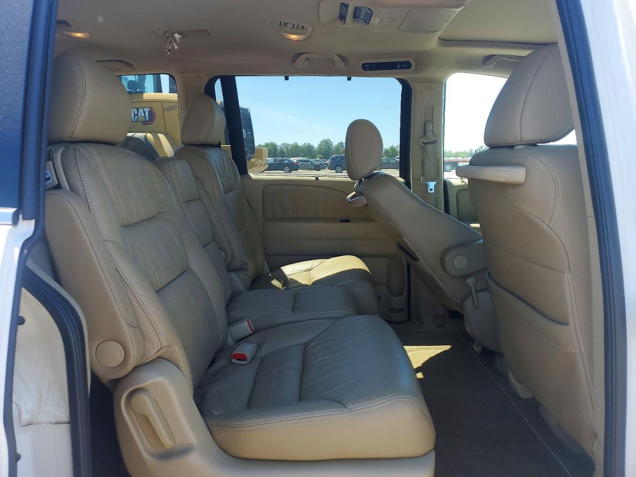 2010 Honda Odyssey Touring White vin: 5FNRL3H96AB047345