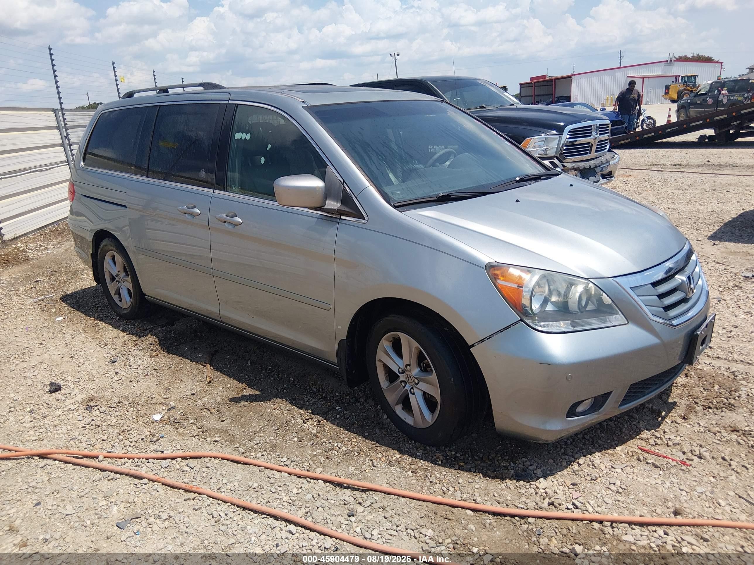 2010 Honda Odyssey Touring Gray vin: 5FNRL3H96AB061763