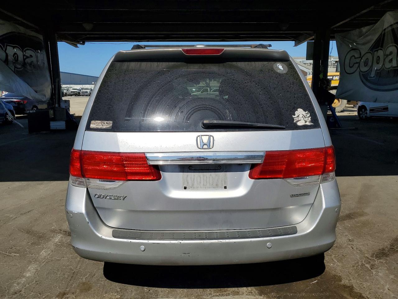 2010 Honda Odyssey Touring Silver vin: 5FNRL3H96AB063027