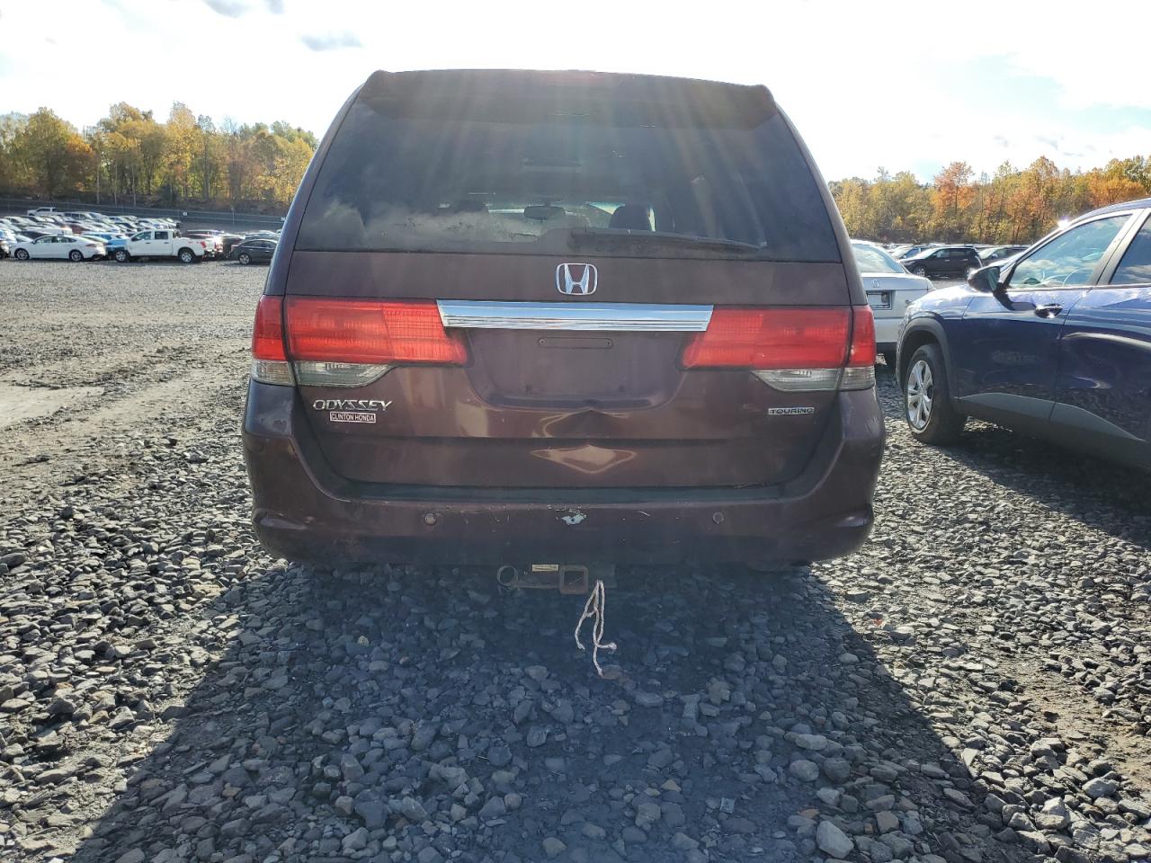 2010 Honda Odyssey Touring Burgundy vin: 5FNRL3H97AB017089