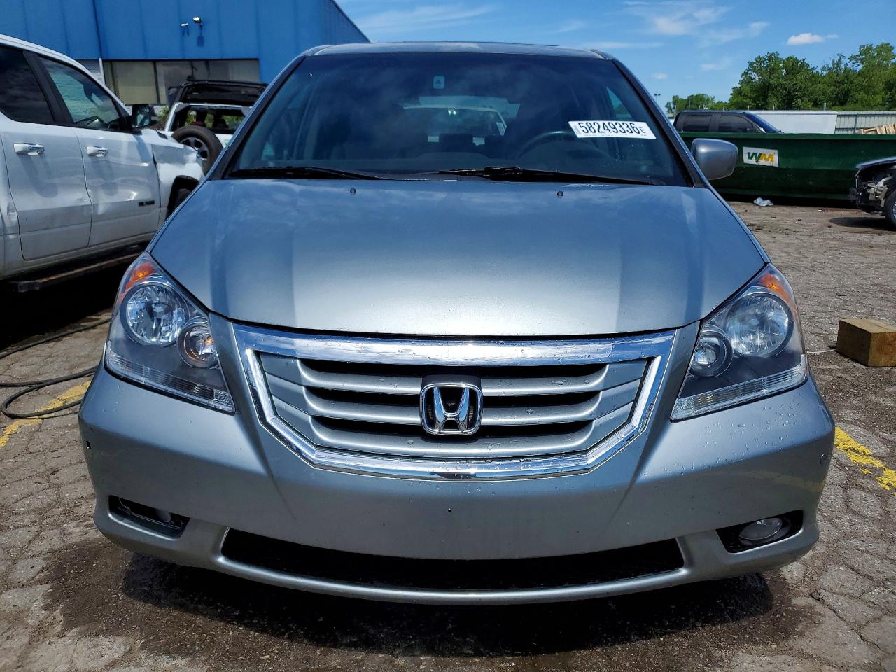 2010 Honda Odyssey Touring Silver vin: 5FNRL3H97AB096957