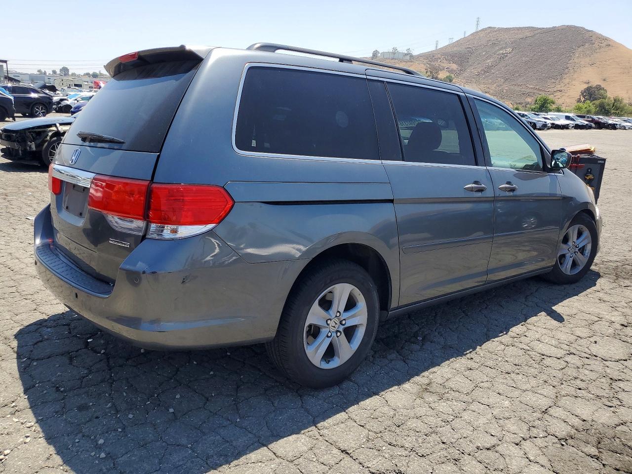 2010 Honda Odyssey Touring Charcoal vin: 5FNRL3H97AB100392