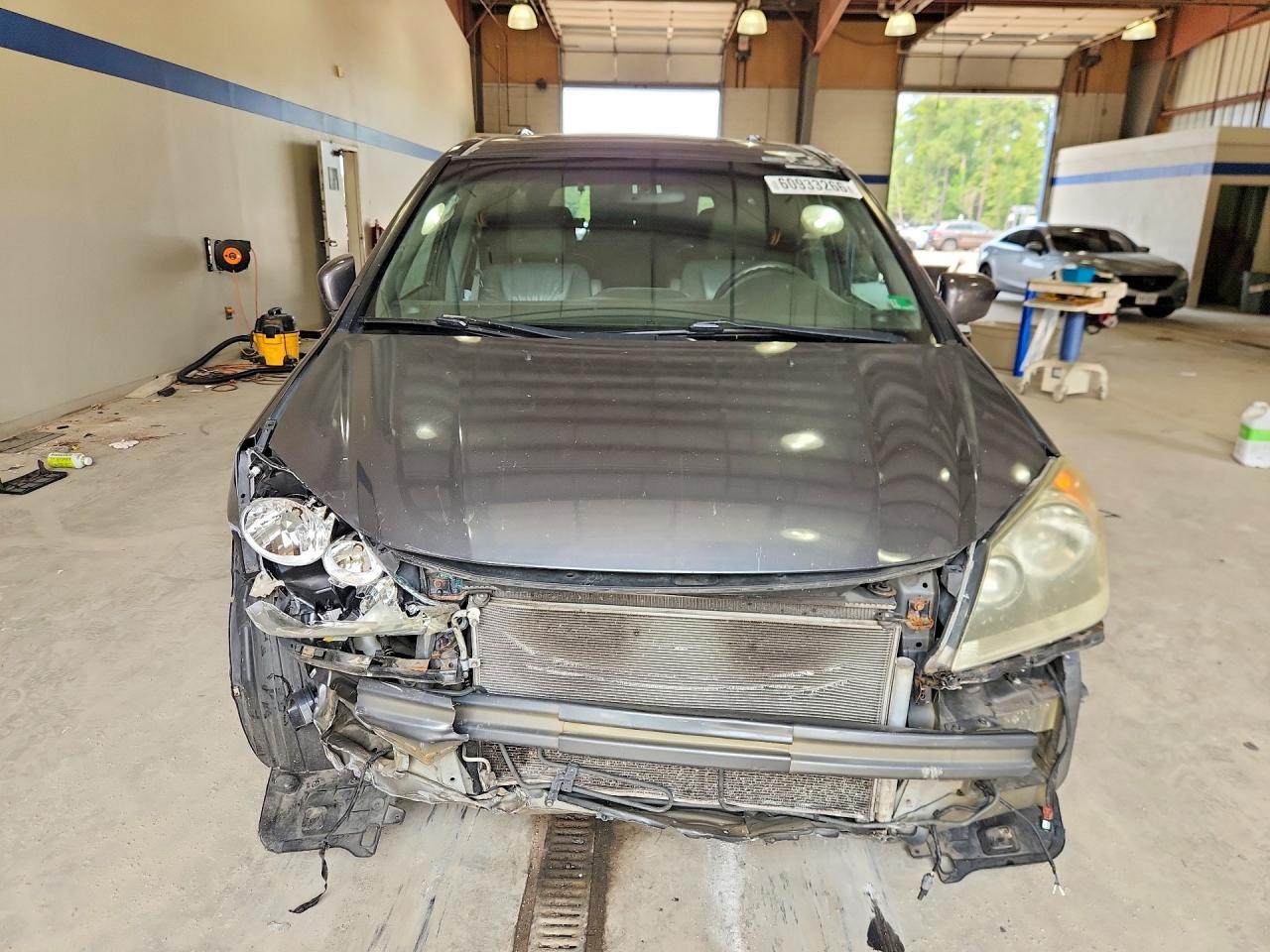 2010 Honda Odyssey Touring Gray vin: 5FNRL3H97AB114485