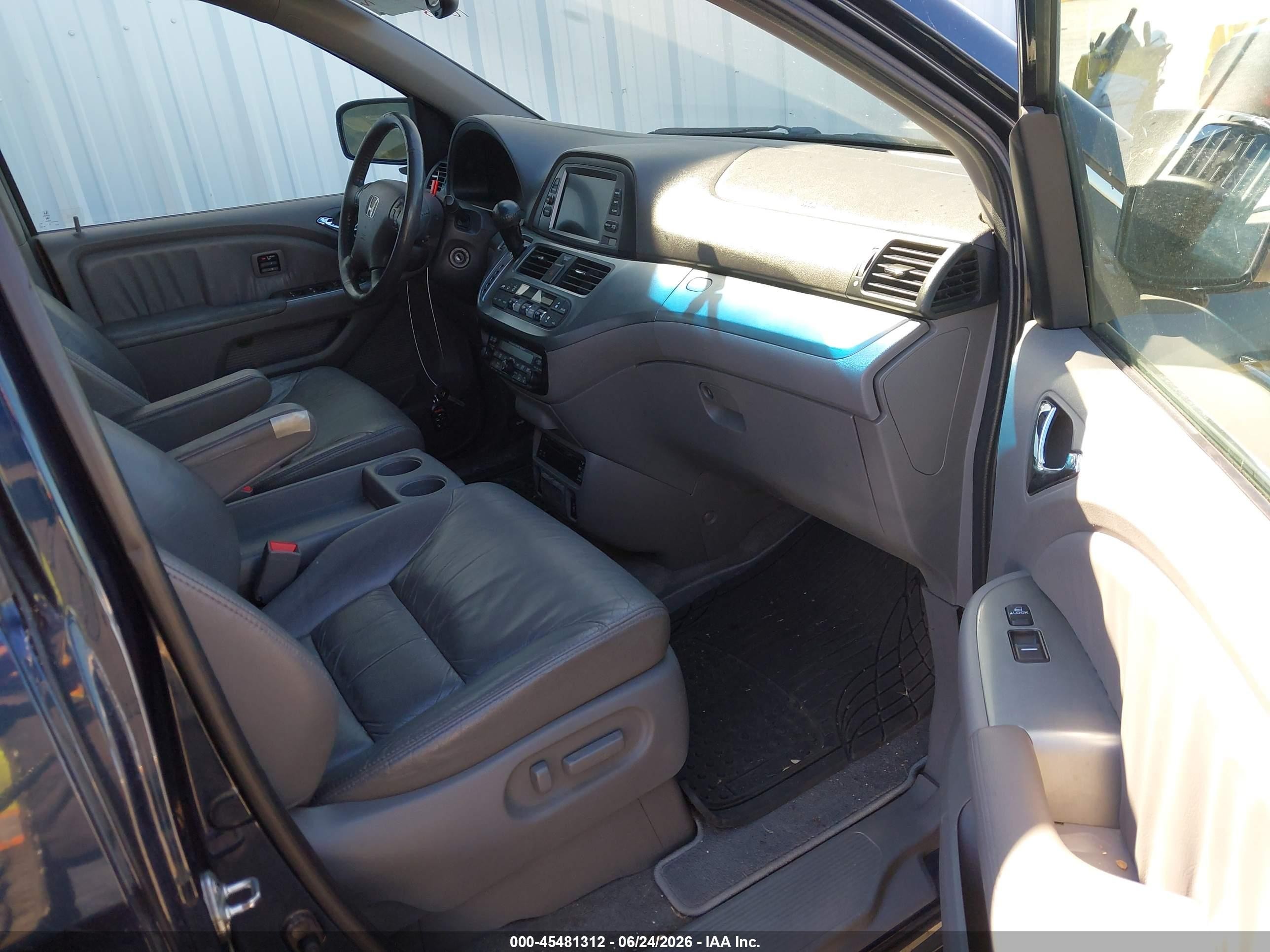 2010 Honda Odyssey Touring Dark Blue vin: 5FNRL3H98AB005260