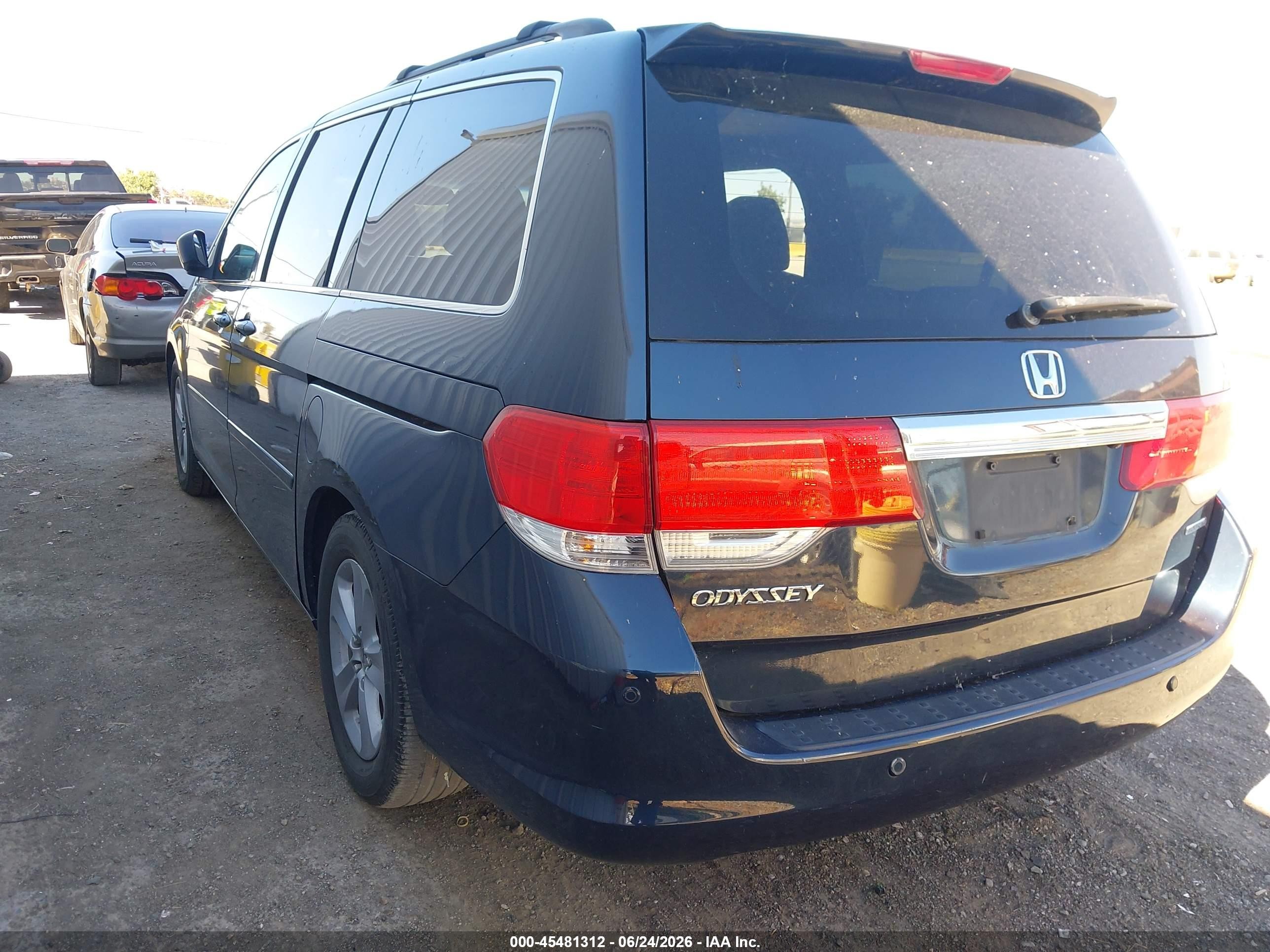 2010 Honda Odyssey Touring Dark Blue vin: 5FNRL3H98AB005260