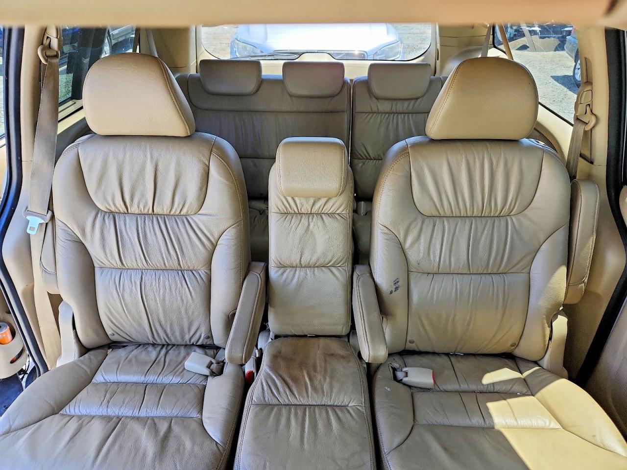 2010 Honda Odyssey Touring White vin: 5FNRL3H98AB055544