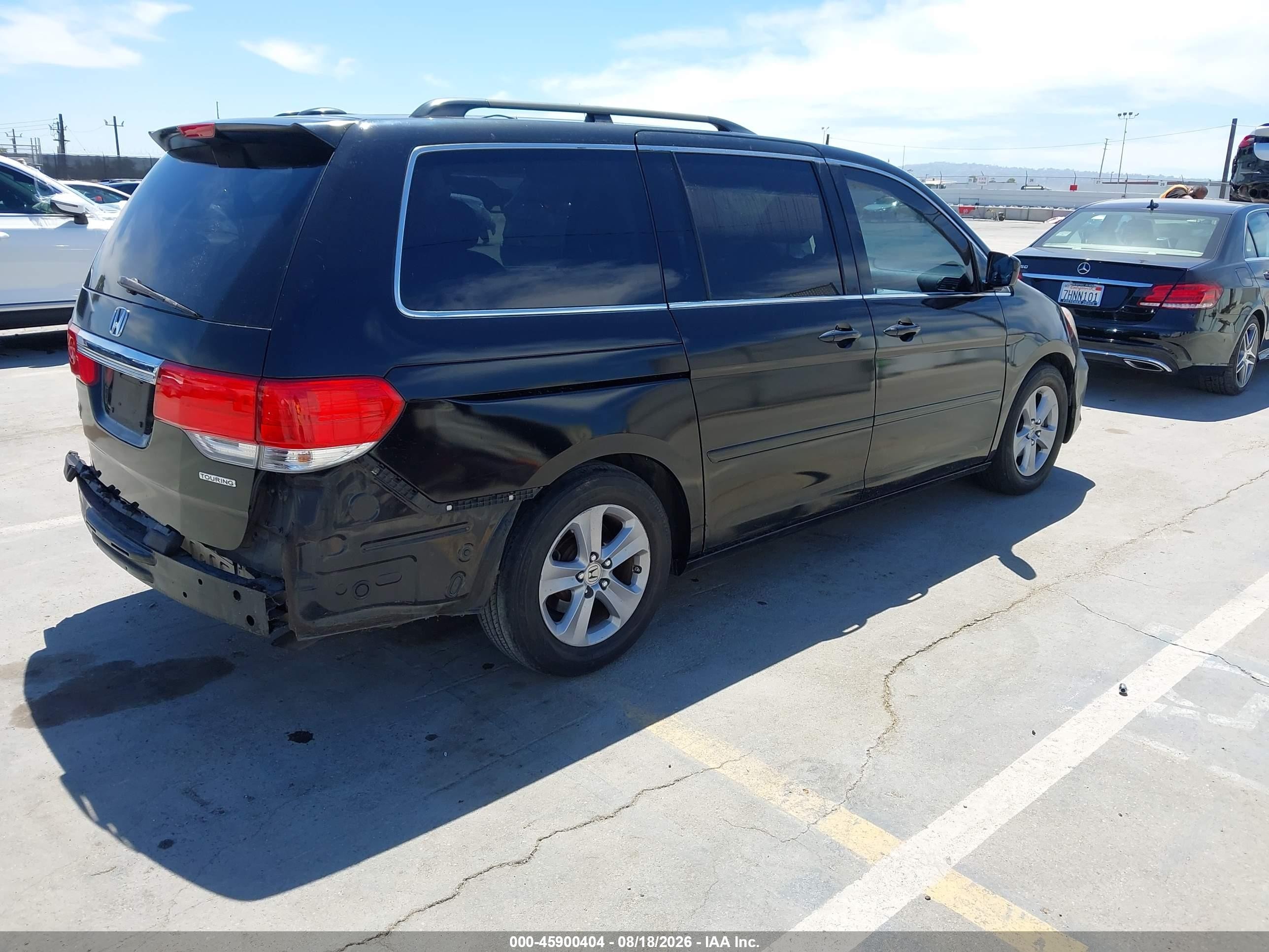 2010 Honda Odyssey Touring Black vin: 5FNRL3H98AB104614