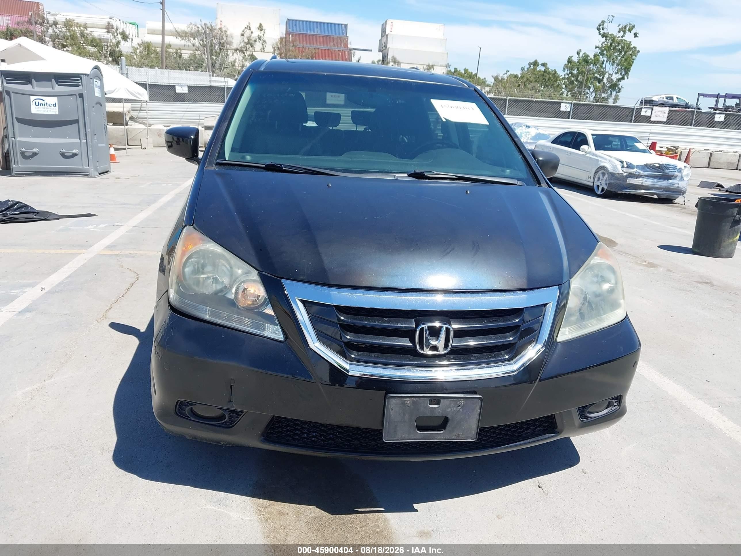 2010 Honda Odyssey Touring Black vin: 5FNRL3H98AB104614