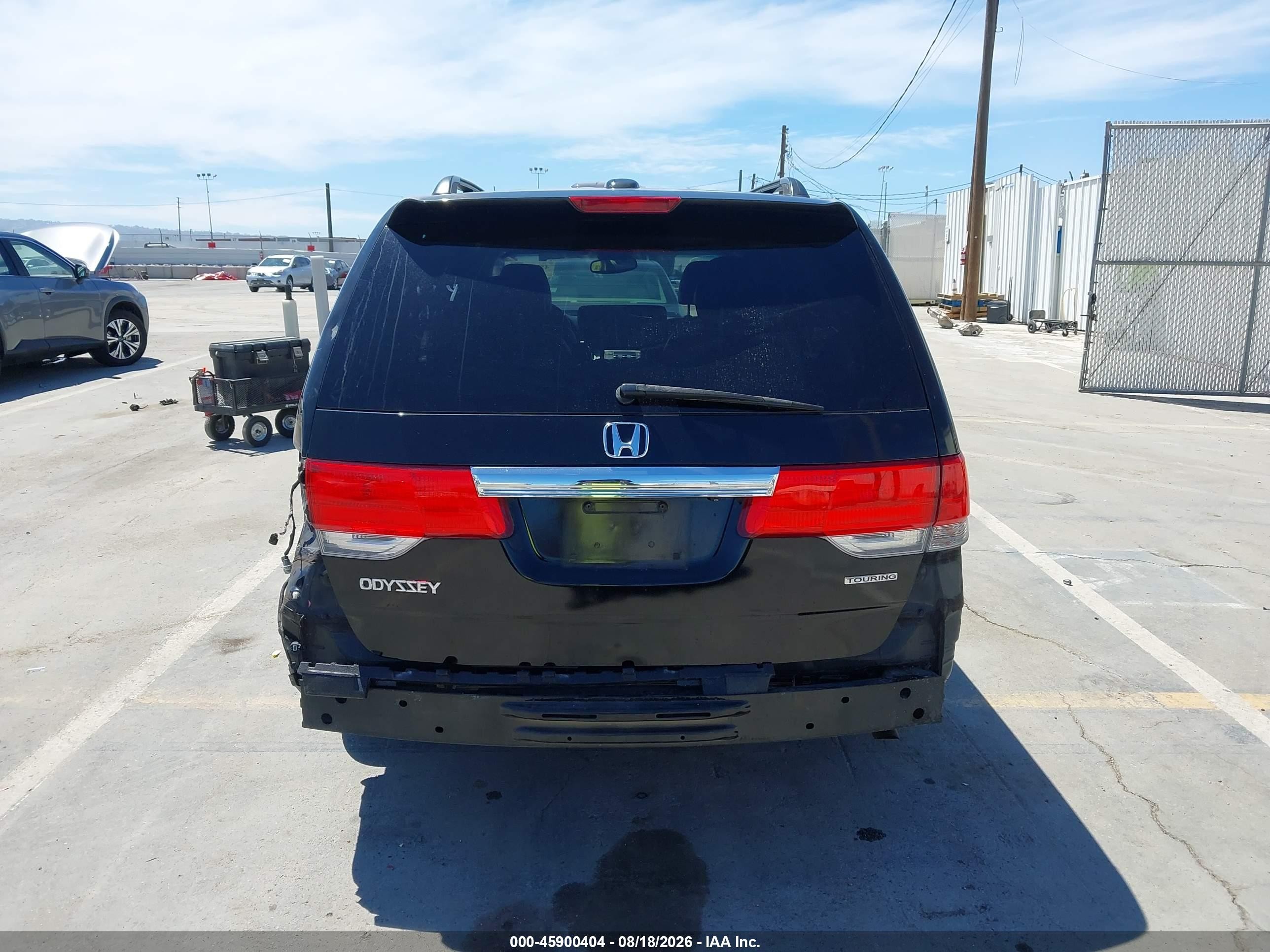 2010 Honda Odyssey Touring Black vin: 5FNRL3H98AB104614