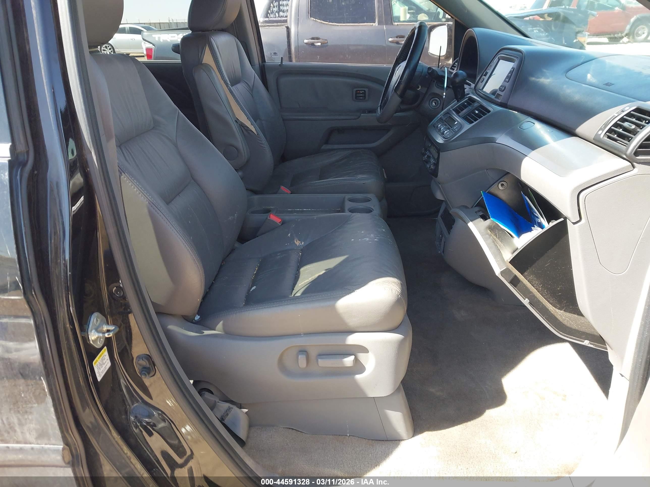 2010 Honda Odyssey Touring Черный vin: 5FNRL3H99AB067914