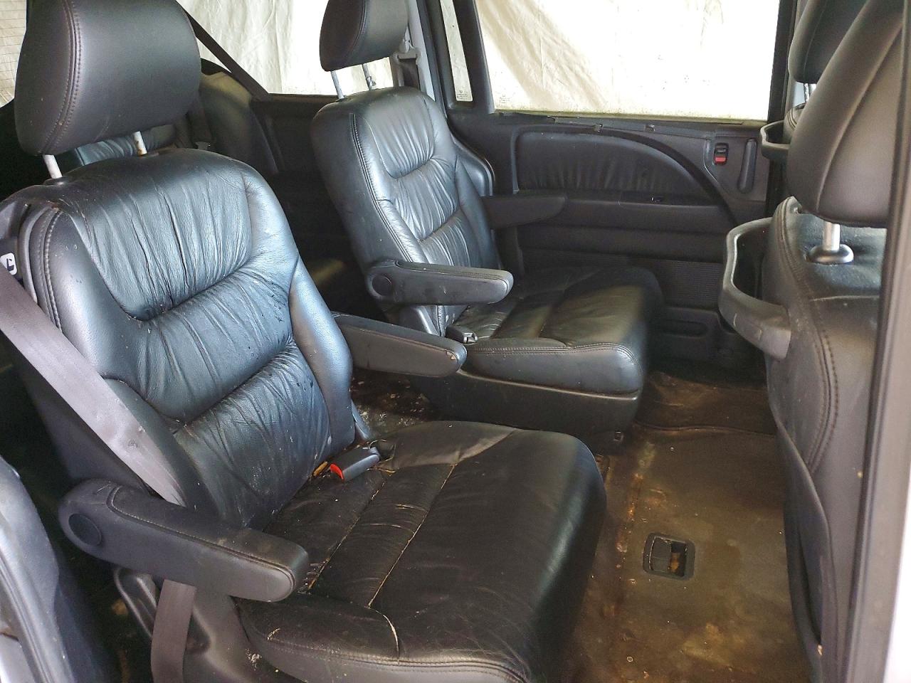 2010 Honda Odyssey Touring Silver vin: 5FNRL3H99AB090111
