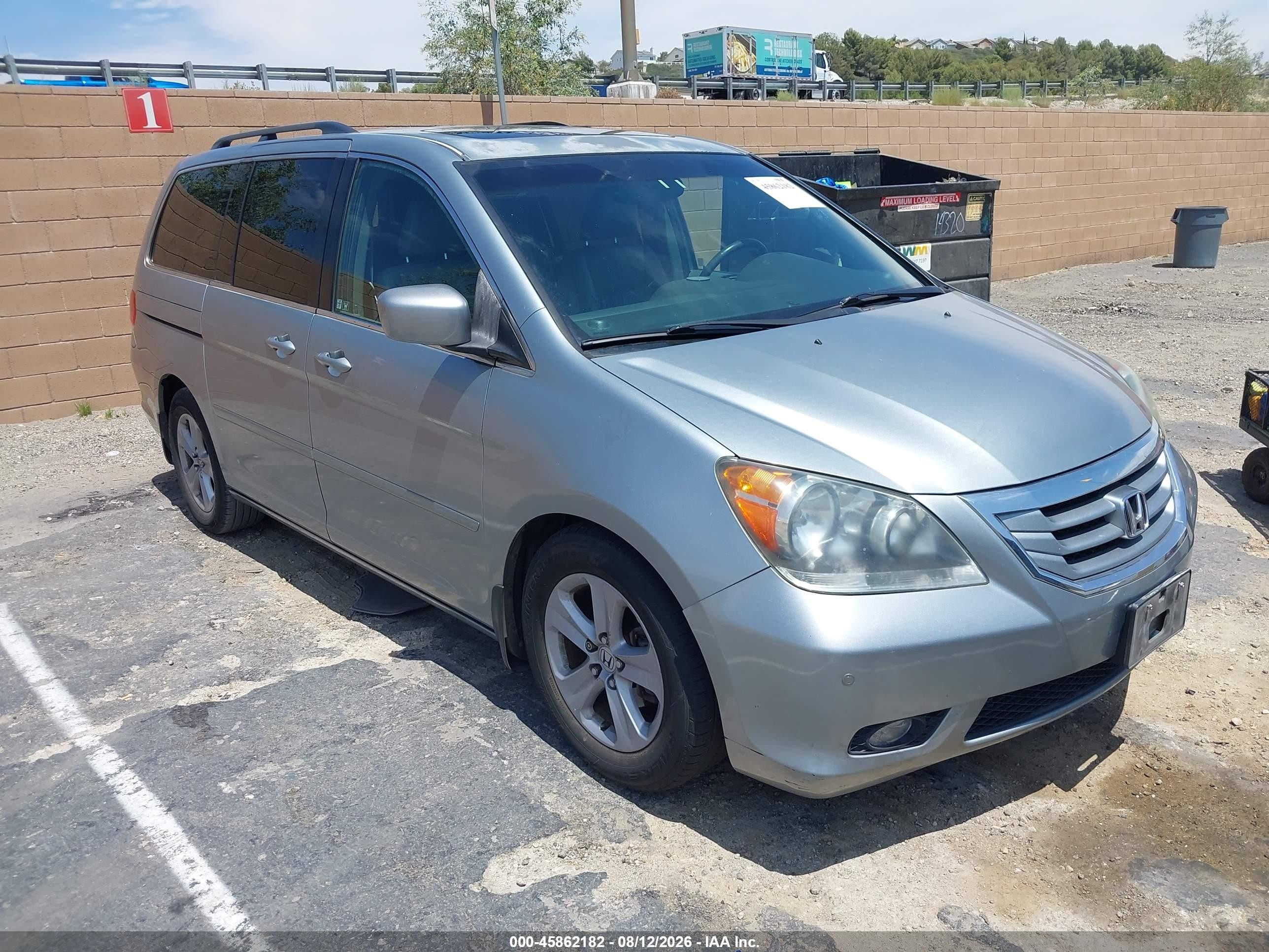 2010 Honda Odyssey Touring Silver vin: 5FNRL3H9XAB096953