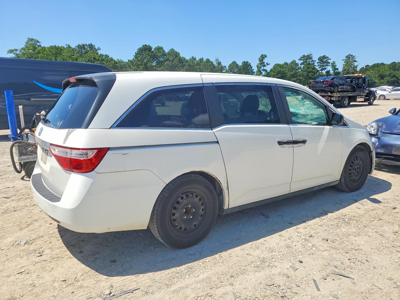 2012 Honda Odyssey Lx White vin: 5FNRL5H20CB106939