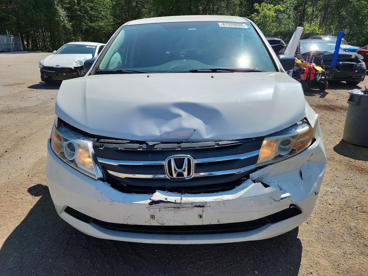 2012 Honda Odyssey Lx White vin: 5FNRL5H20CB507388