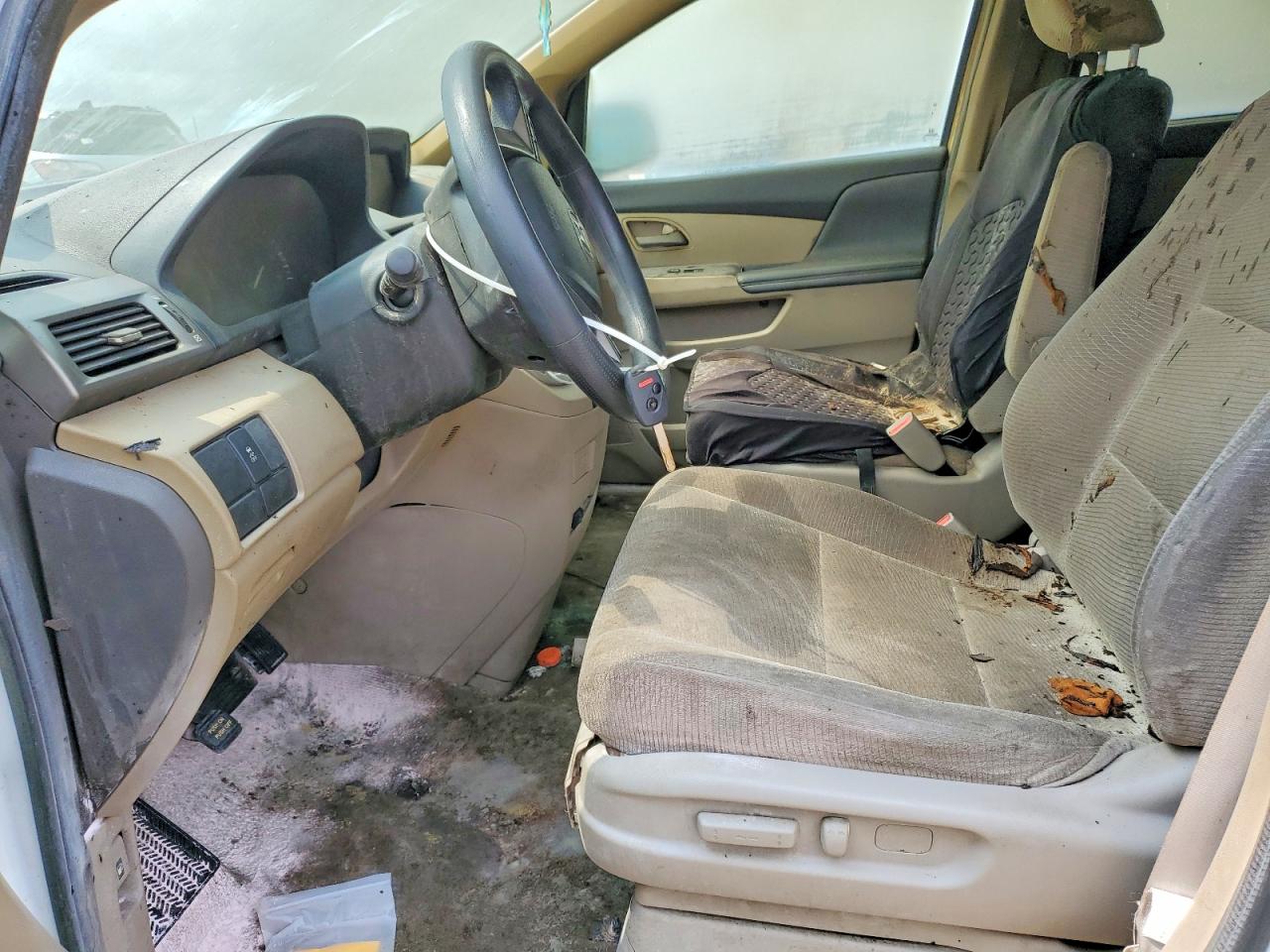 2013 Honda Odyssey Lx White vin: 5FNRL5H20DB048834