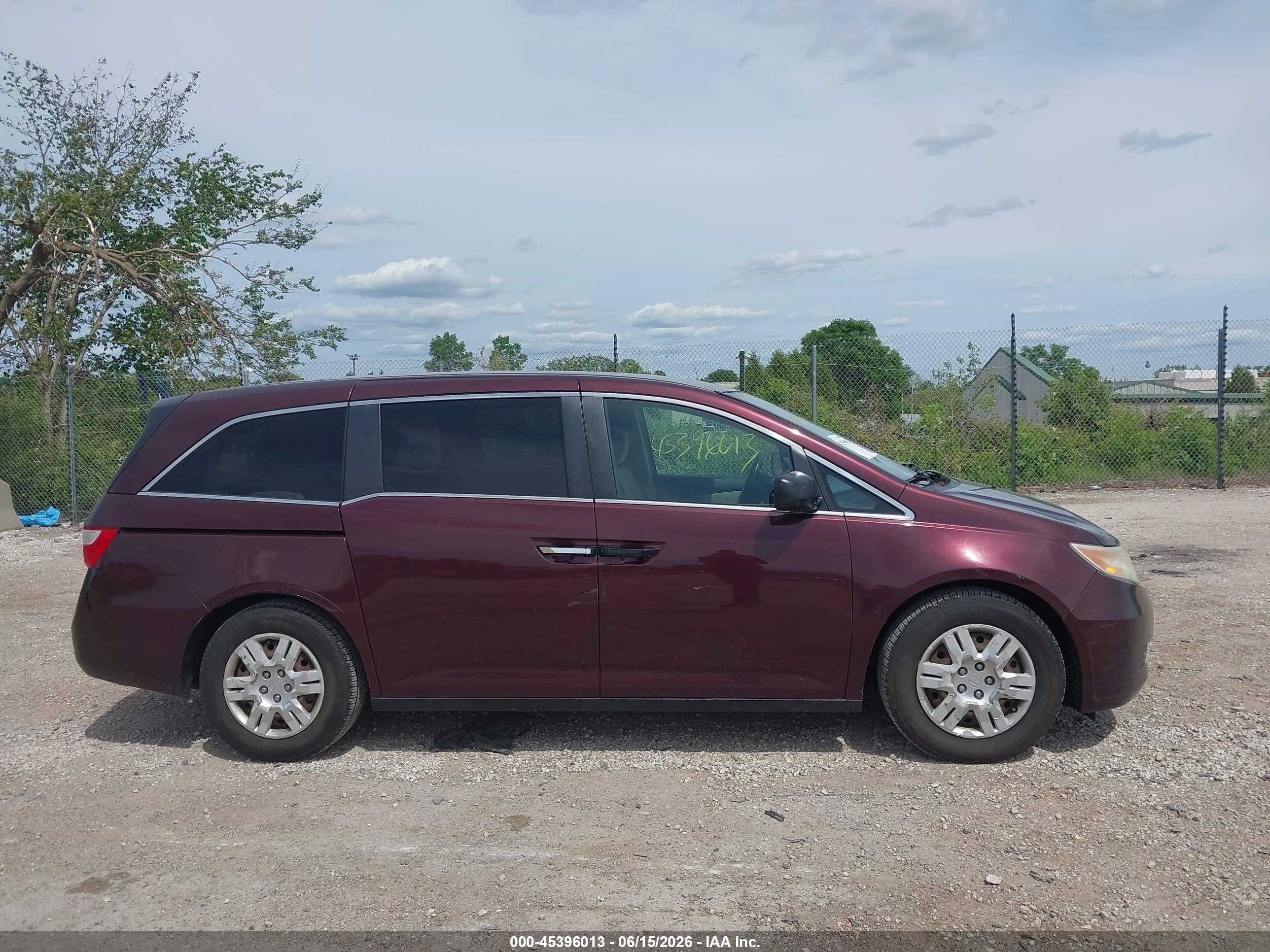 2013 Honda Odyssey Lx Maroon vin: 5FNRL5H20DB072793
