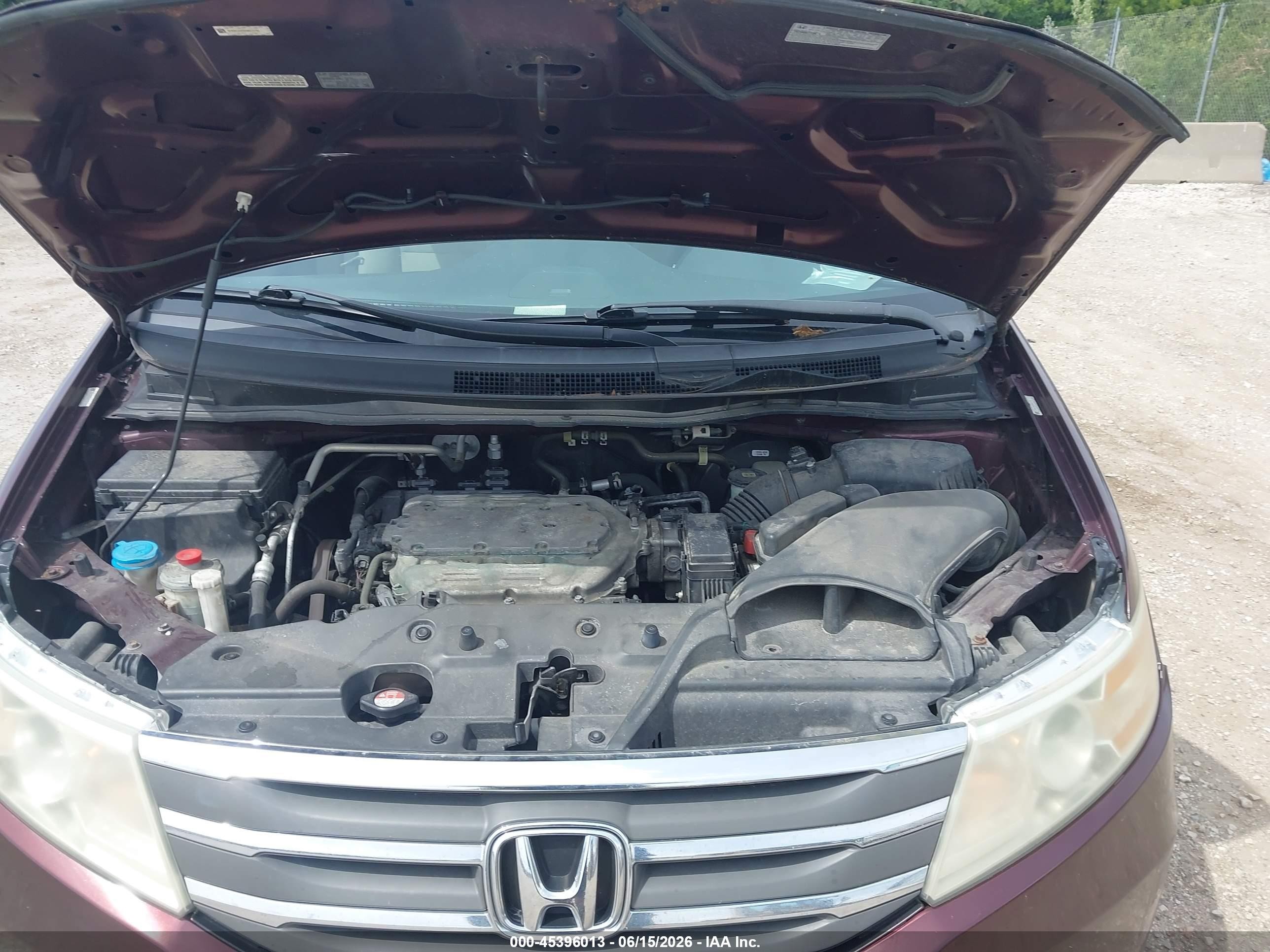 2013 Honda Odyssey Lx Maroon vin: 5FNRL5H20DB072793