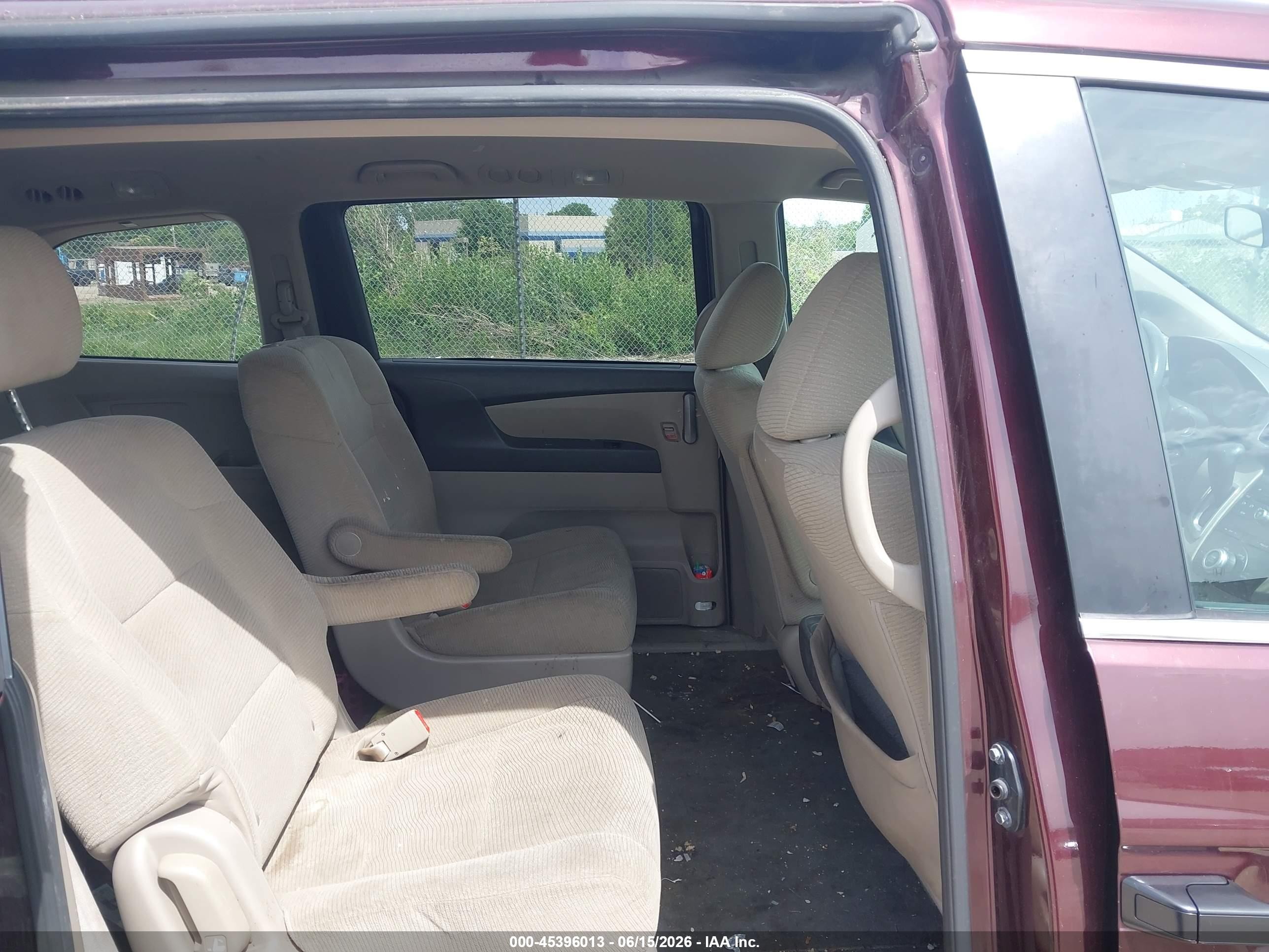 2013 Honda Odyssey Lx Maroon vin: 5FNRL5H20DB072793