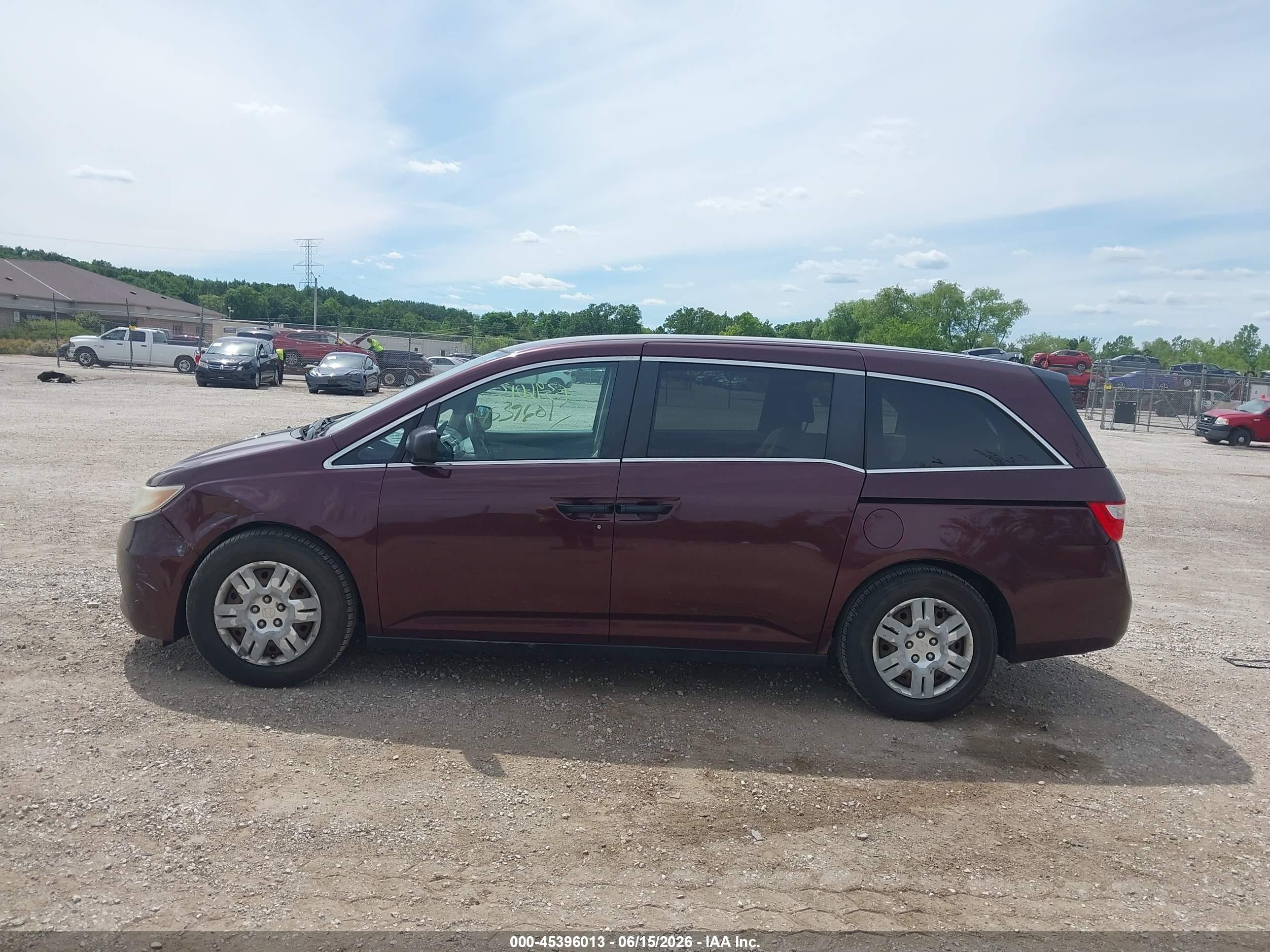 2013 Honda Odyssey Lx Maroon vin: 5FNRL5H20DB072793