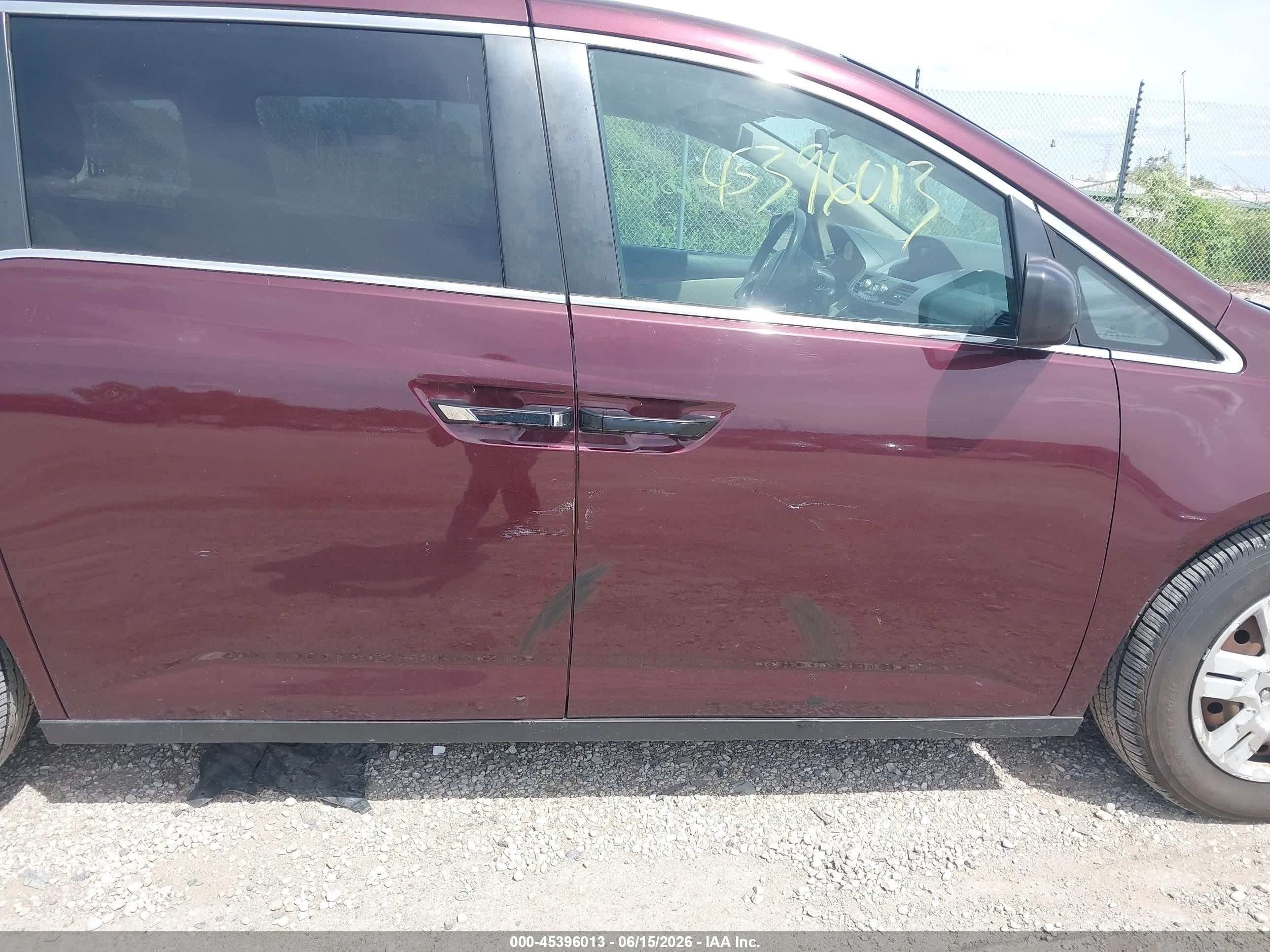 2013 Honda Odyssey Lx Maroon vin: 5FNRL5H20DB072793