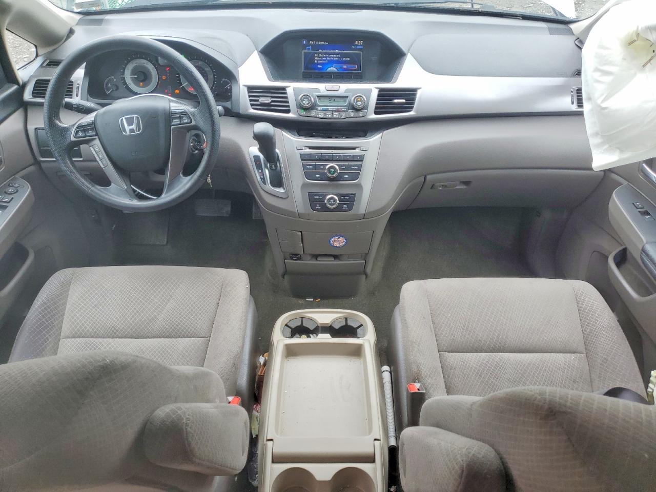 2014 Honda Odyssey Lx Silver vin: 5FNRL5H20EB010327